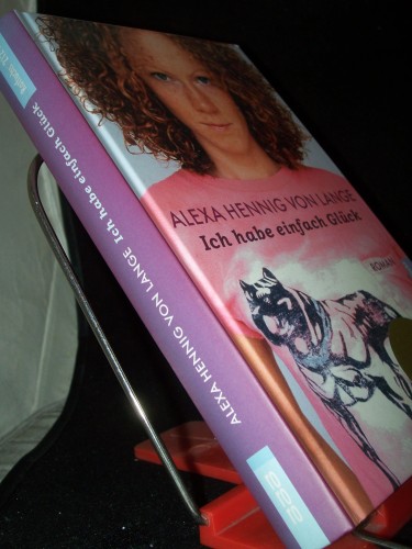 Artikelbild des Artikels “Ich habe einfach Glück : Roman / Alexa Hennig von Lange “