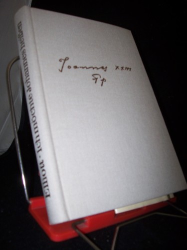 Artikelbild des Artikels “Ich möchte Johannes heissen : d. Leben e. grossen Papstes / Lawrence
Elliott. [Hrsg. u. bearb. von Alfred u. Elisabeth Kumpf. Ins Dt.
übertr. von Heinz Graef u. Hans Schmidthüs] “