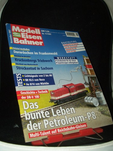 Artikelbild des Artikels “11/1997 Das bunte Leben der Petroleum P8 “