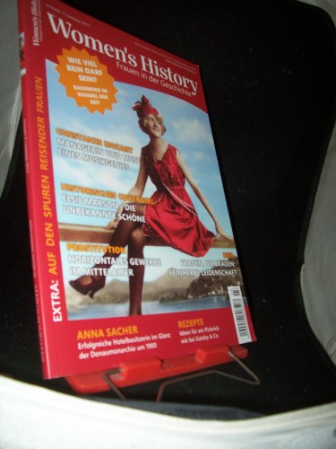 Artikelbild des Artikels “3/2017, Bademode im Wandel der Zeit “