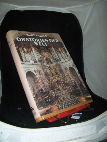 Artikelbild des Artikels “Oratorien der Welt : Oratorium, Messe, Requiem, Te Deum, Stabat mater
u. große Kantate / Kurt Pahlen. Wissenschaftl. Mitarb.: Werner
Pfister... “