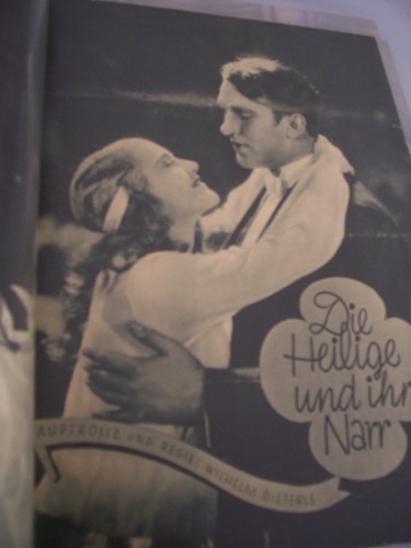 Artikelbild des Artikels “Die Heilige und ihr Narr “