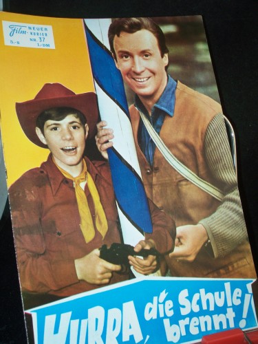 Artikelbild des Artikels “Nr. 37, Dezember Folge 1969, Hurra, die Schule brennt! “