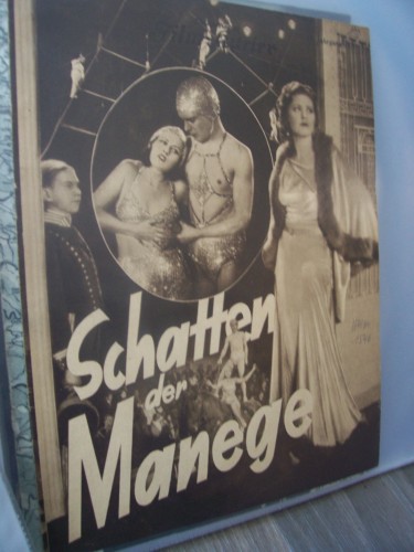 Artikelbild des Artikels “Nummer 1546, 1931, Schatten der Manege “