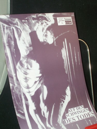 Artikelbild des Artikels “Nr. 8706, November 1987, Auf den Schwingen des Todes “