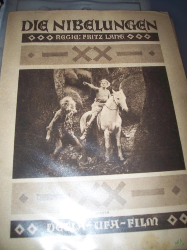 Product image 1 of the product “Die Nibelungen, Regie Fritz Lang, DECLA UFA FILM ”