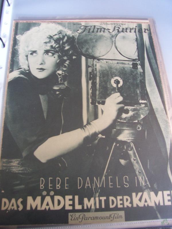 Product image 1 of the product “Nummer 1185, 1929, Das Mädel mit der Kamera, mit Bebe Daniels ”