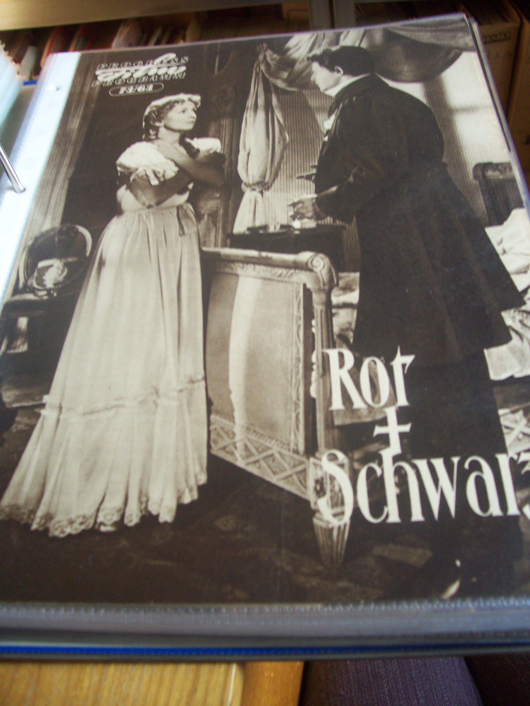 Artikelbild 1 des Artikels “Nr. 73/63 Rot + Schwarz “