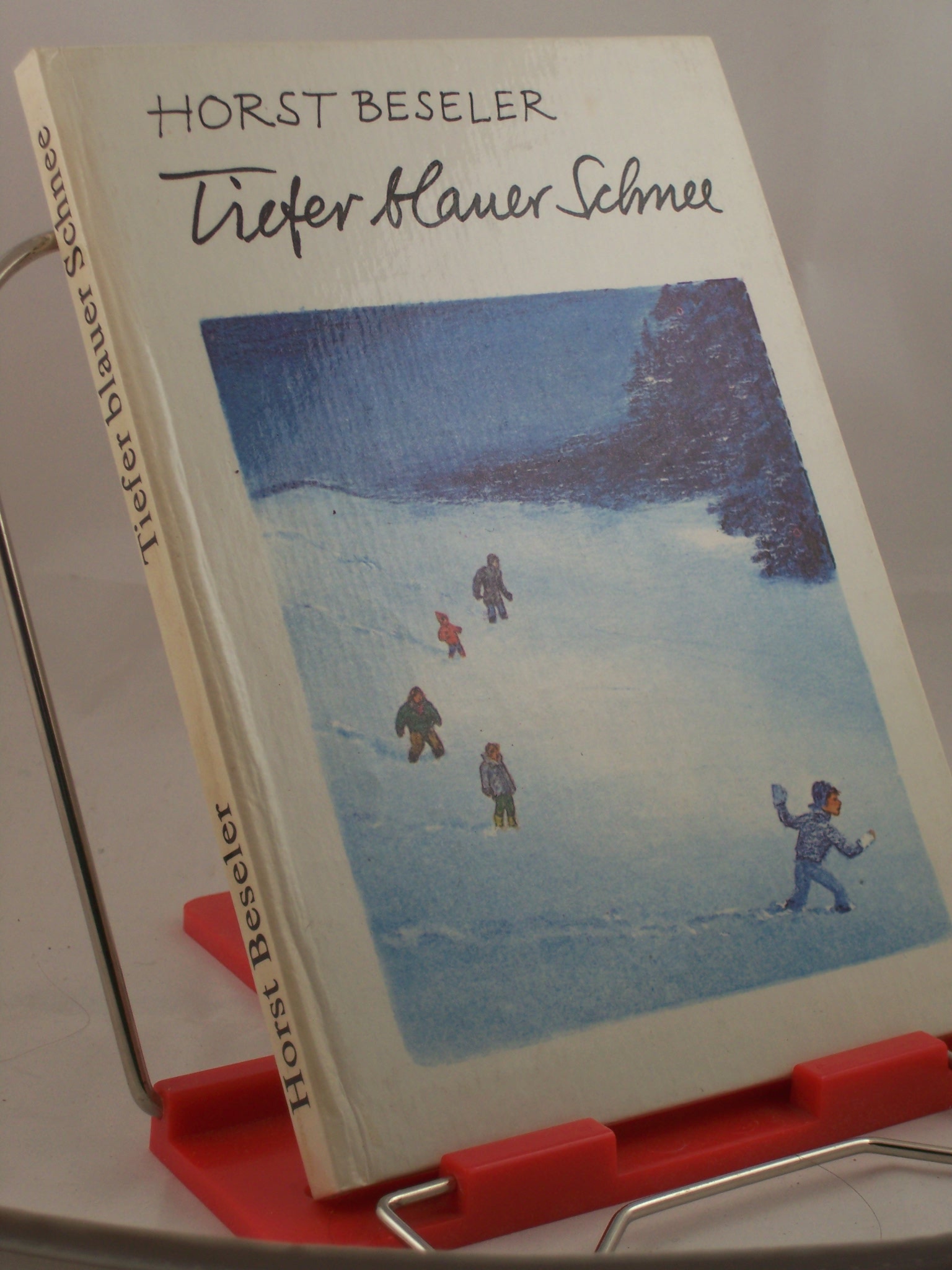Artikelbild 1 des Artikels “Tiefer blauer Schnee / Horst Beseler. Illustrationen: Bernhard Nast “