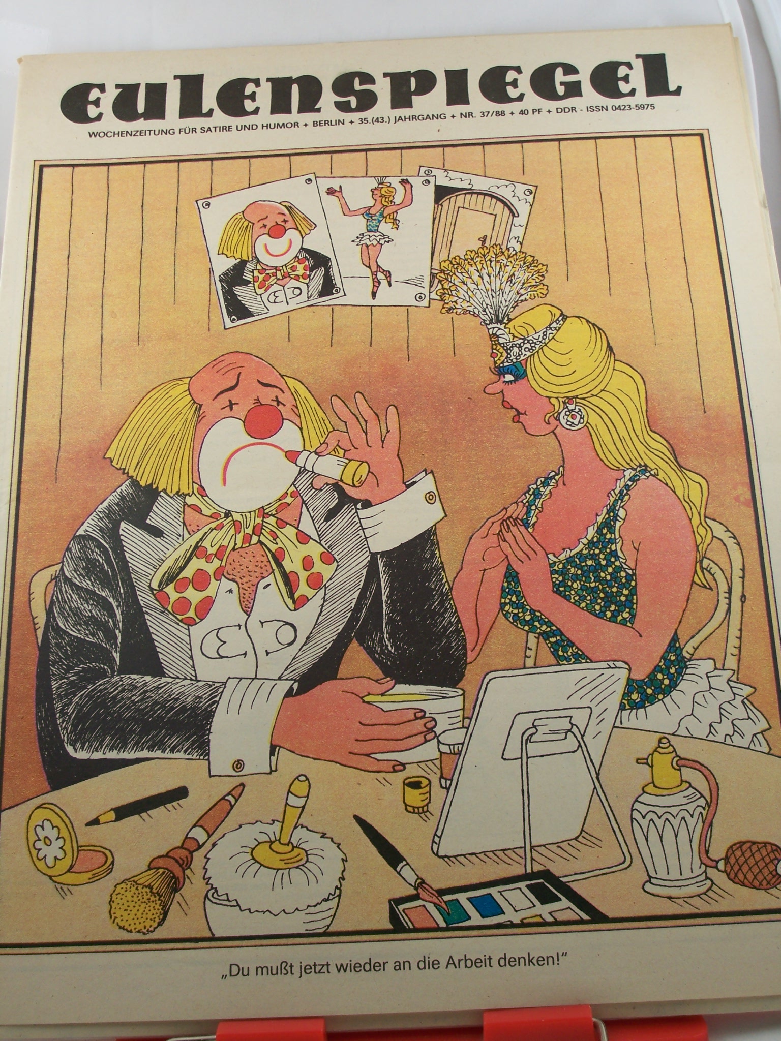 Artikelbild 1 des Artikels “37/88, Umschlaggestaltung von Harri Parschau, Reiner Schwalme “