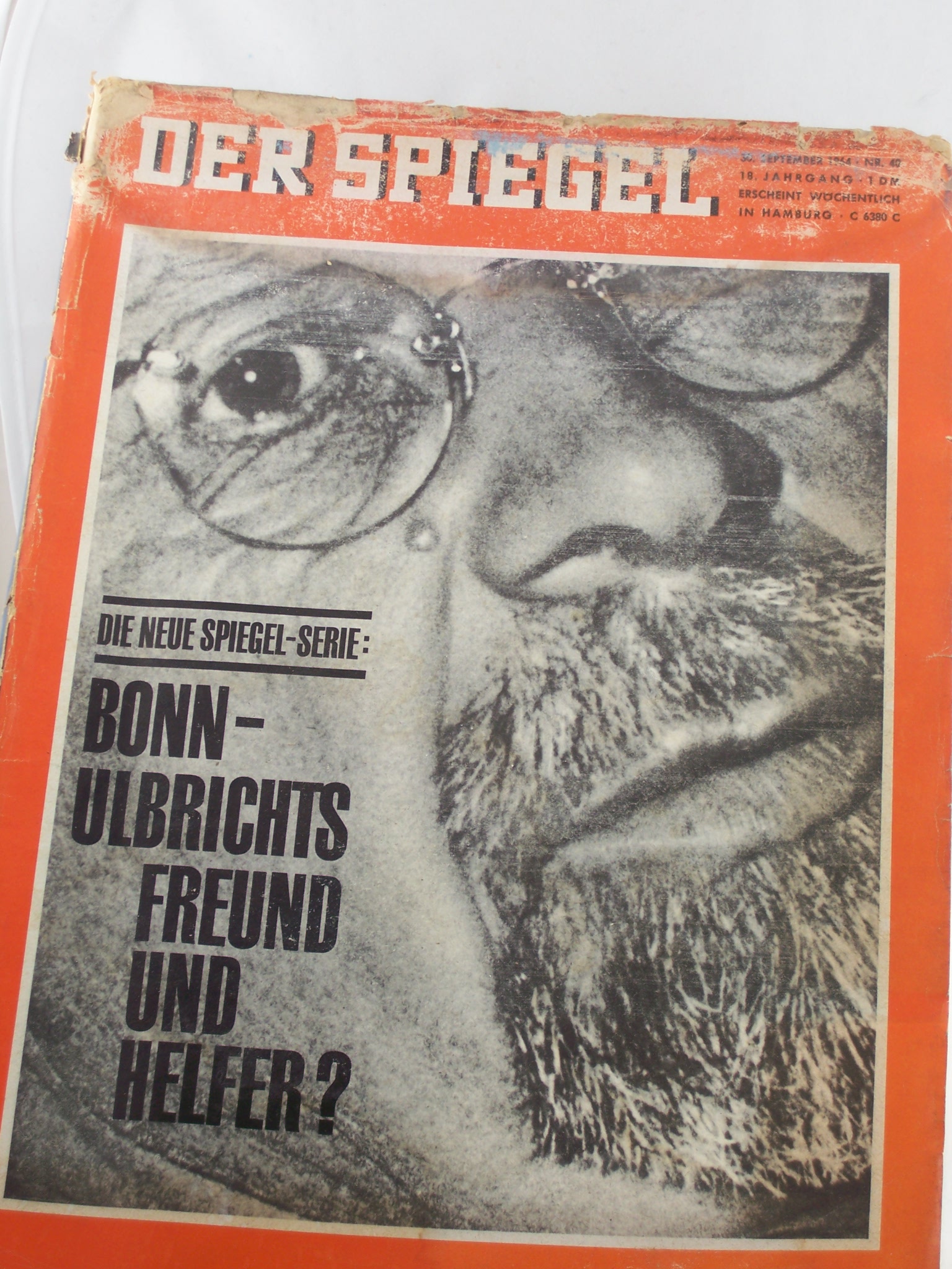 Artikelbild 1 des Artikels “40/1964, Bonn, Ulbrichts Freund und Helfer “