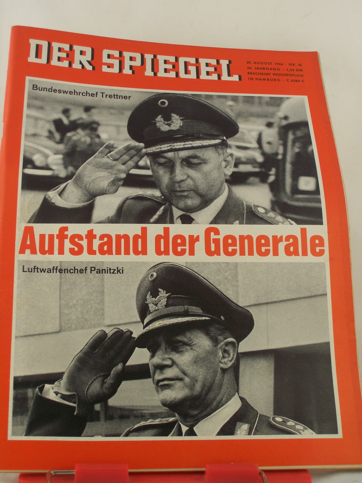 Artikelbild 1 des Artikels “36/1966, Aufstand der Generale, Luftwaffenchef Panitzki “