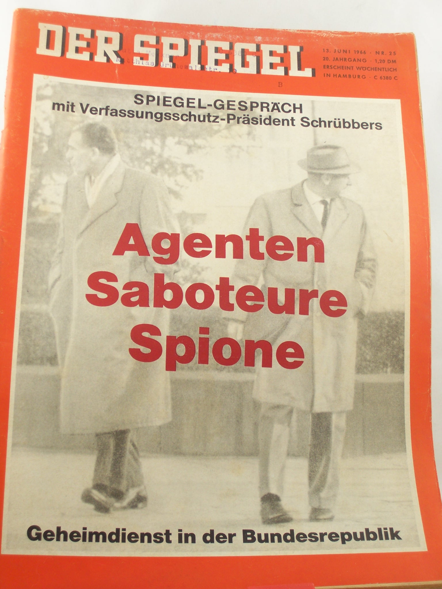 Artikelbild 1 des Artikels “25/1966, Agenten Saboteure Spione “
