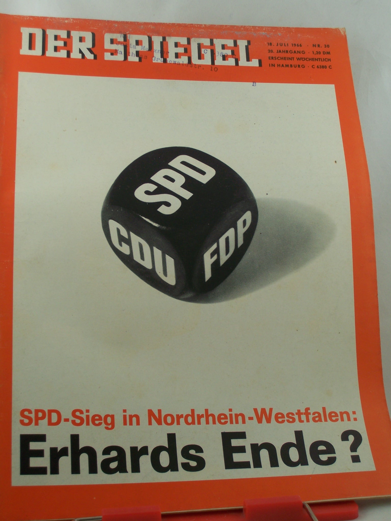 Artikelbild 1 des Artikels “30/1966, SPD-Sieg in Nordrhein-Westfalen: Erhards Ende? “