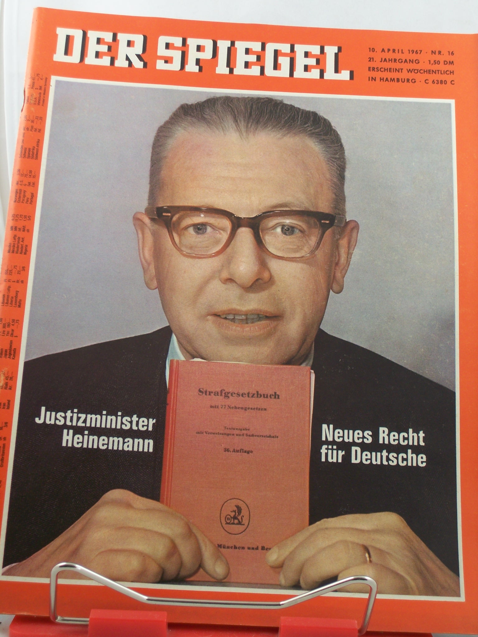 Artikelbild 1 des Artikels “16/1967, Neues Recht für Deutsche “
