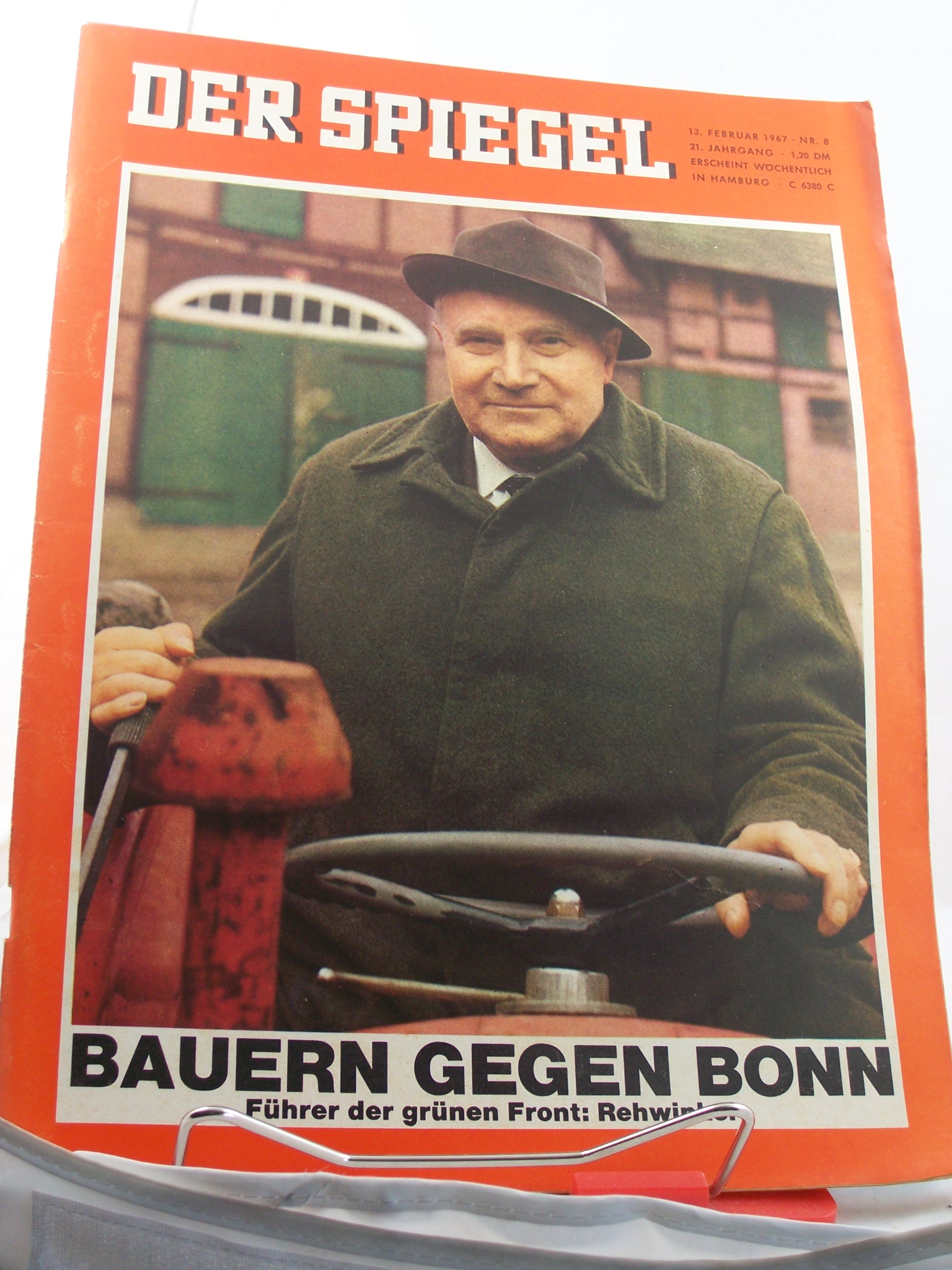 Artikelbild 1 des Artikels “8/1967, BAUERN GEGEN BONN “
