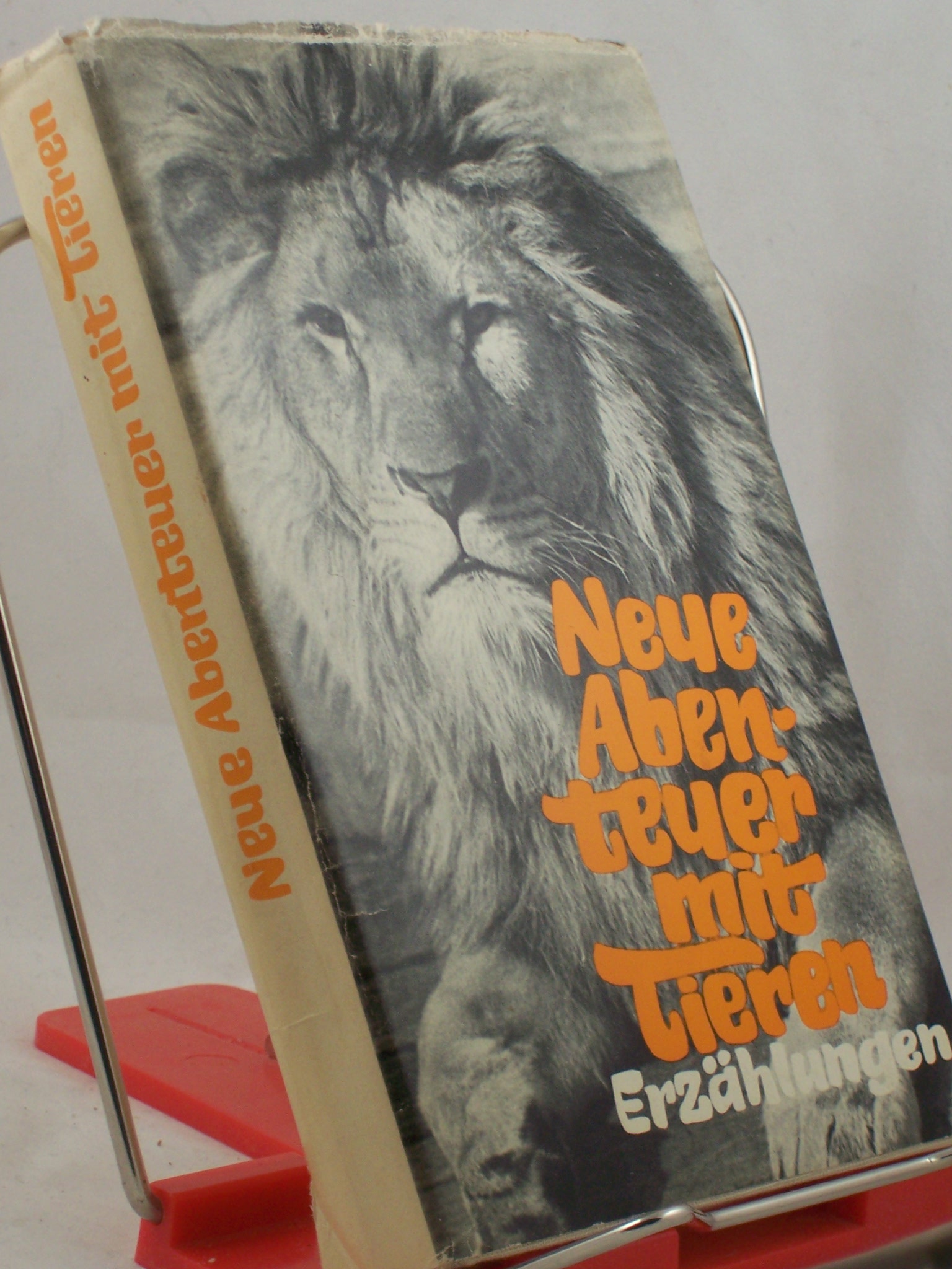 Artikelbild 1 des Artikels “Neue Abenteuer mit Tieren : Erzählungen / zsgest. von Rolf Grunow “