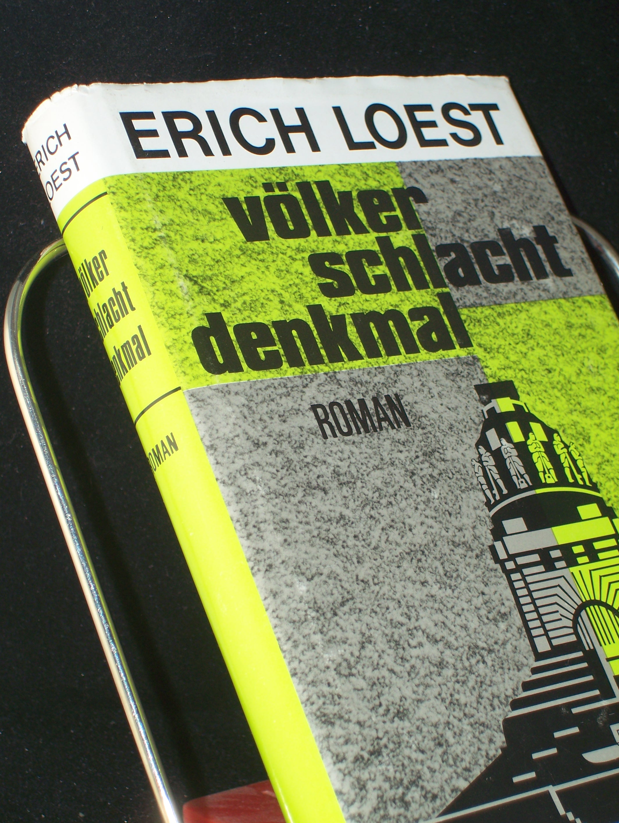 Artikelbild 1 des Artikels “Völkerschlachtdenkmal : Roman / Erich Loest “