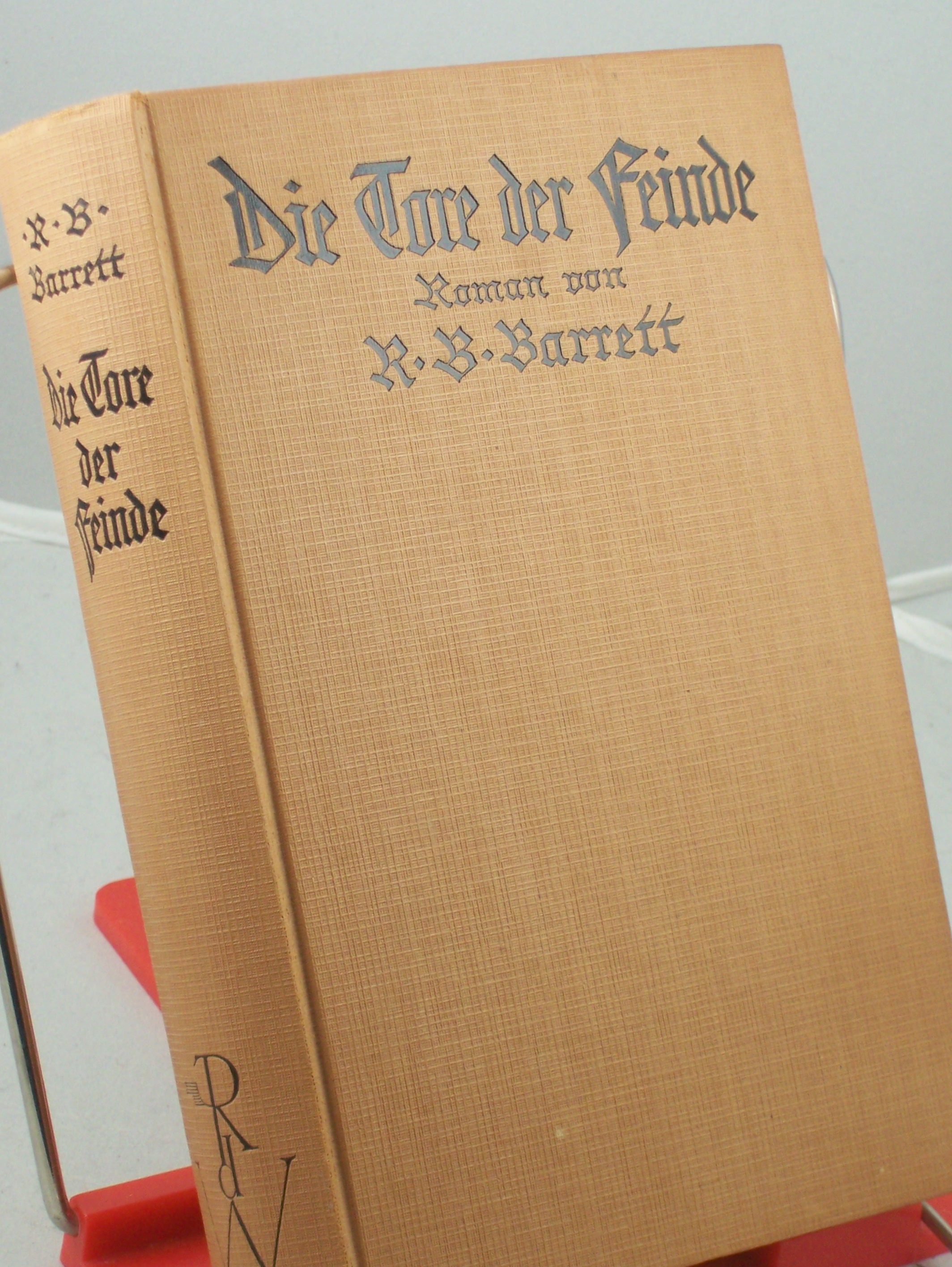 Artikelbild 1 des Artikels “Die Tore der Feinde : Roman / Richmond B. Barrett. Aus d. Amerikan.
übertr. von Franz Fein “