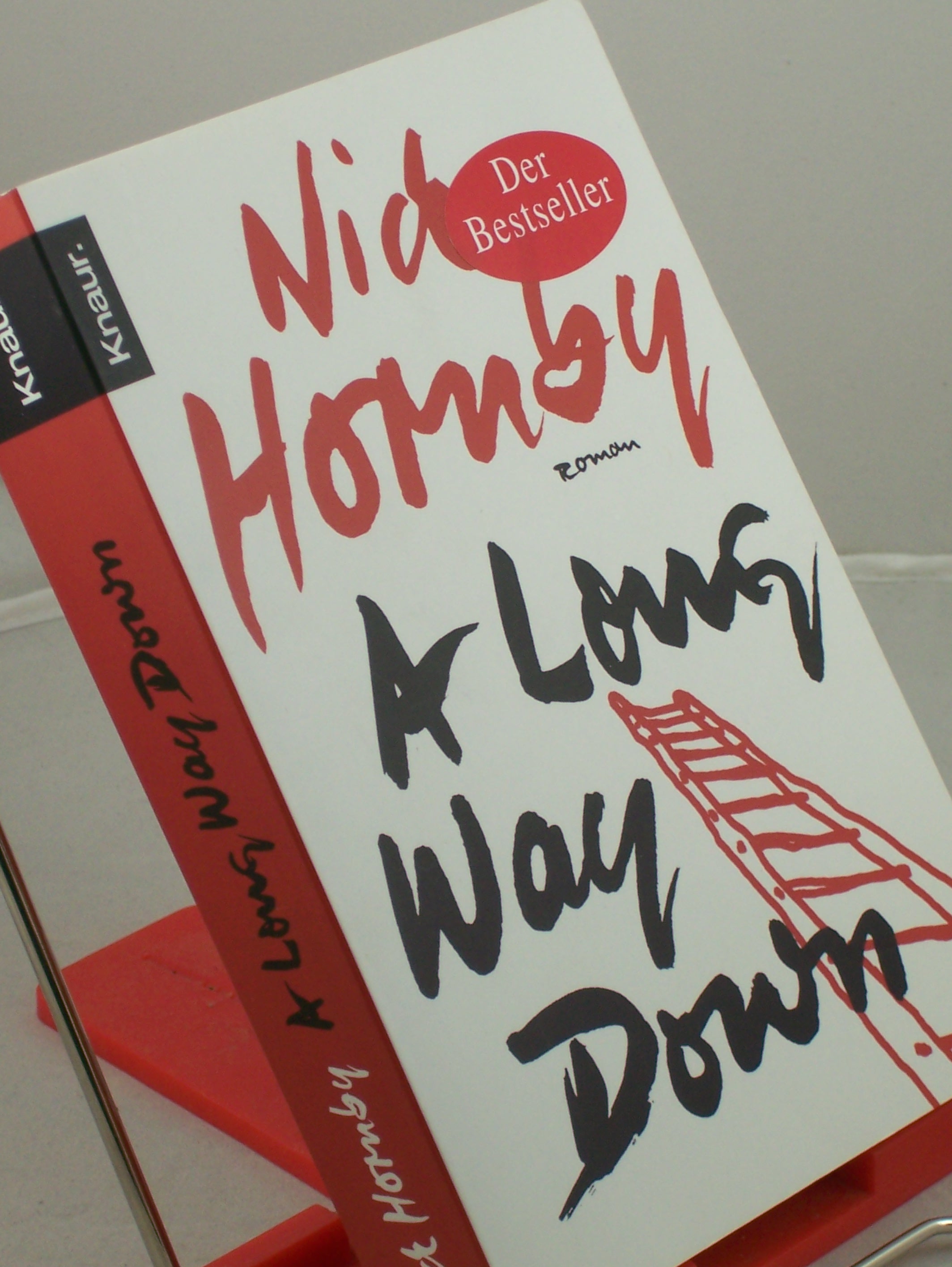 Artikelbild 1 des Artikels “A long way down : Roman / Nick Hornby. Aus dem Engl. von Clara Drechsler und Harald Hellmann “
