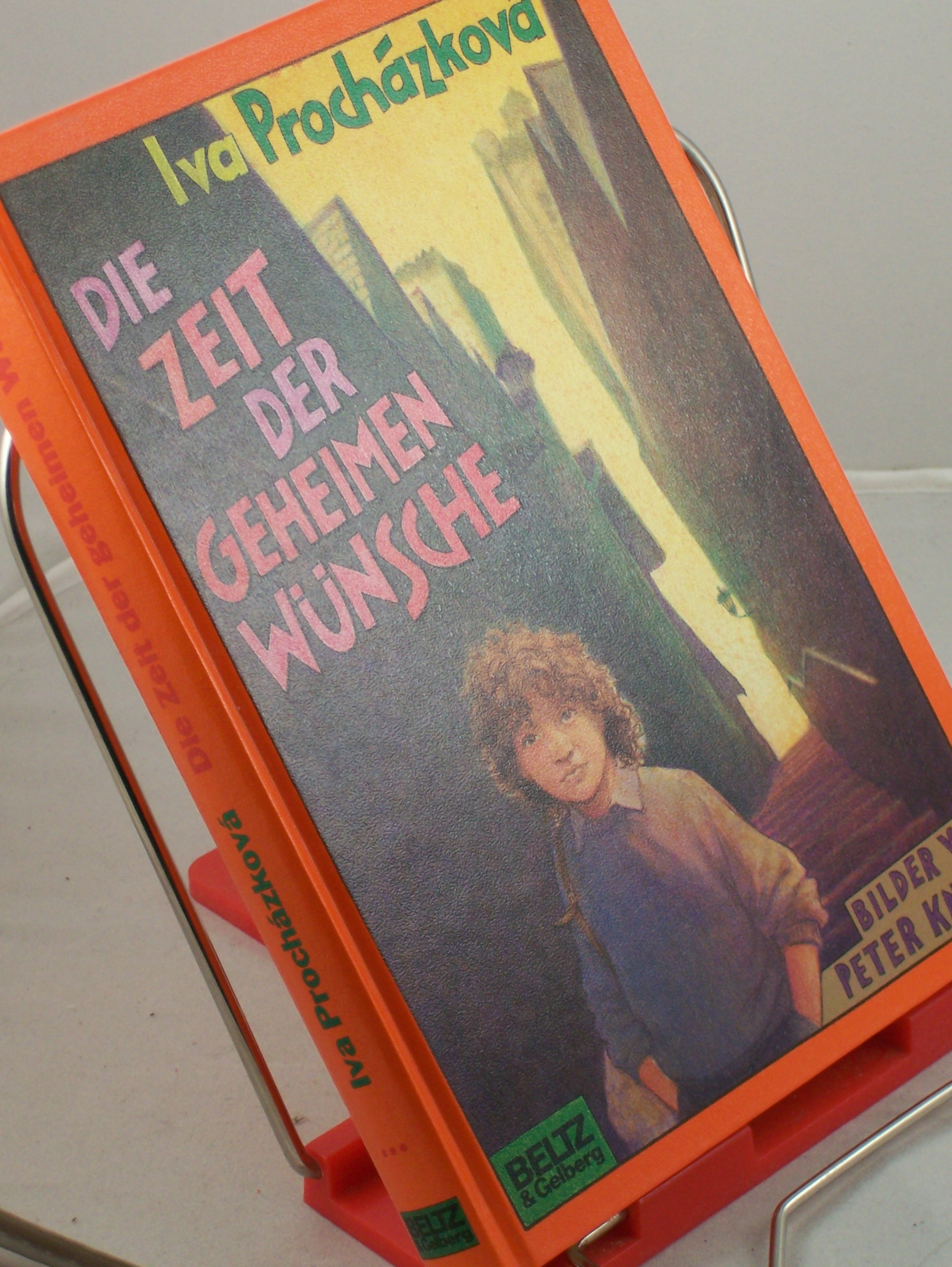 Artikelbild 1 des Artikels “Die Zeit der geheimen Wünsche / Iva Procházková. Aus d. Tschech. von Gabriele Osenberg. Bilder von Peter Knorr “