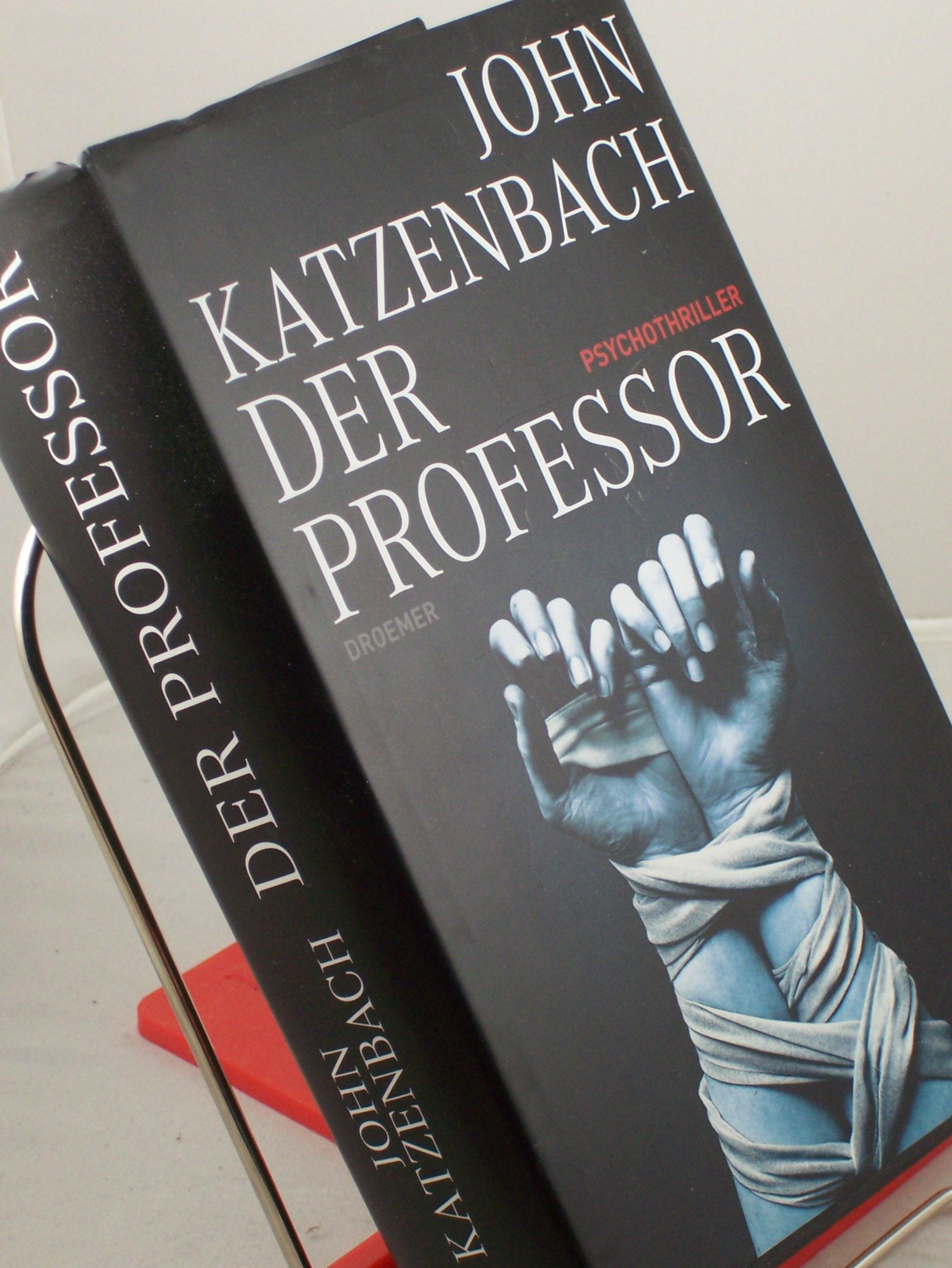 Artikelbild 1 des Artikels “Der Professor : Psychothriller / John Katzenbach. Aus dem Amerikan.
von Anke und Eberhard Kreutzer “