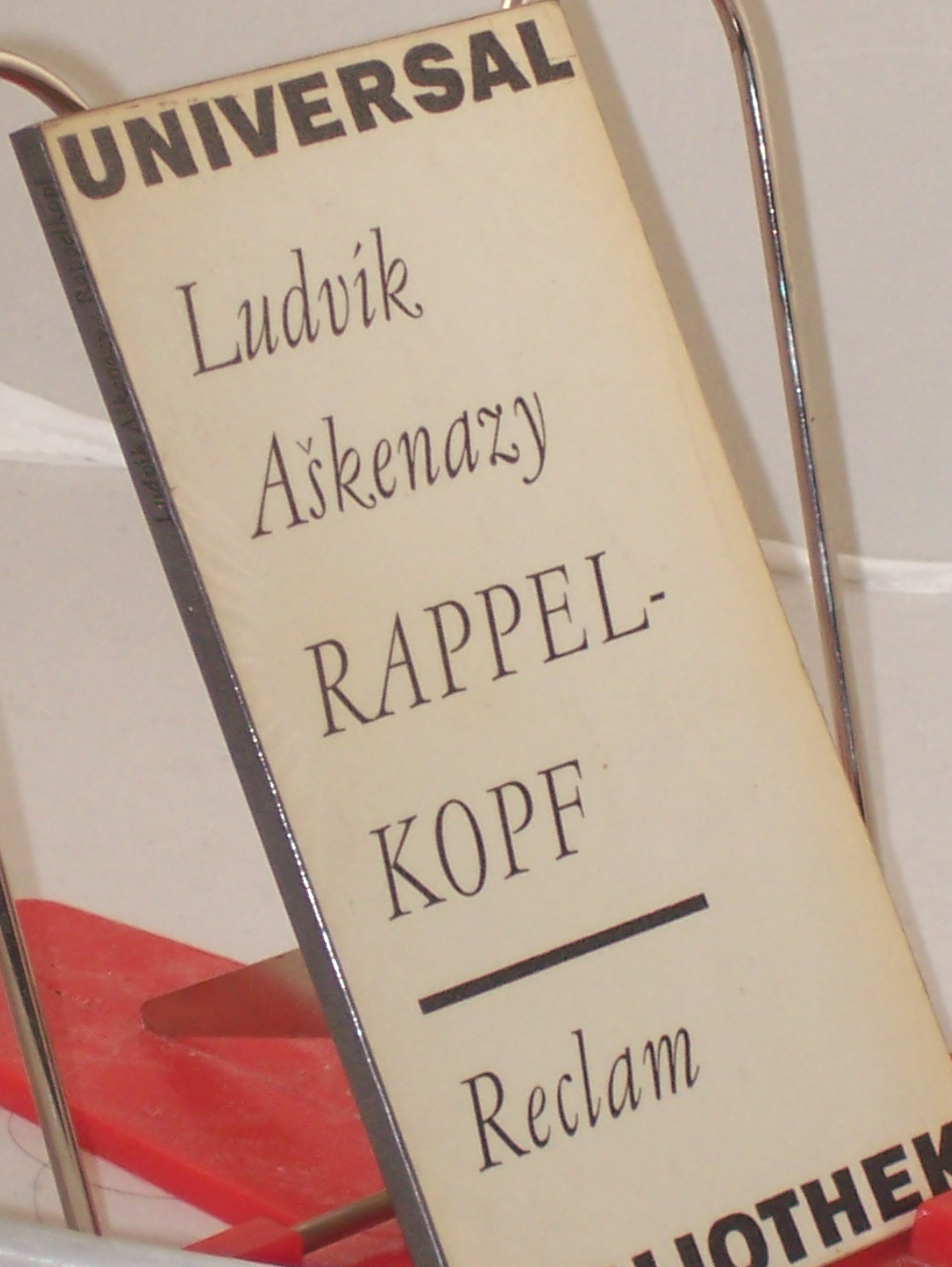 Artikelbild 1 des Artikels “Rappelkopf : Satiren / Ludvik Askenazy. Aus d. Tschech. Übertr. von
Eli?ka Glaserova u. Zora Weil-Zimmering. Mit 12 Illustrationen von
Werner Pezold “