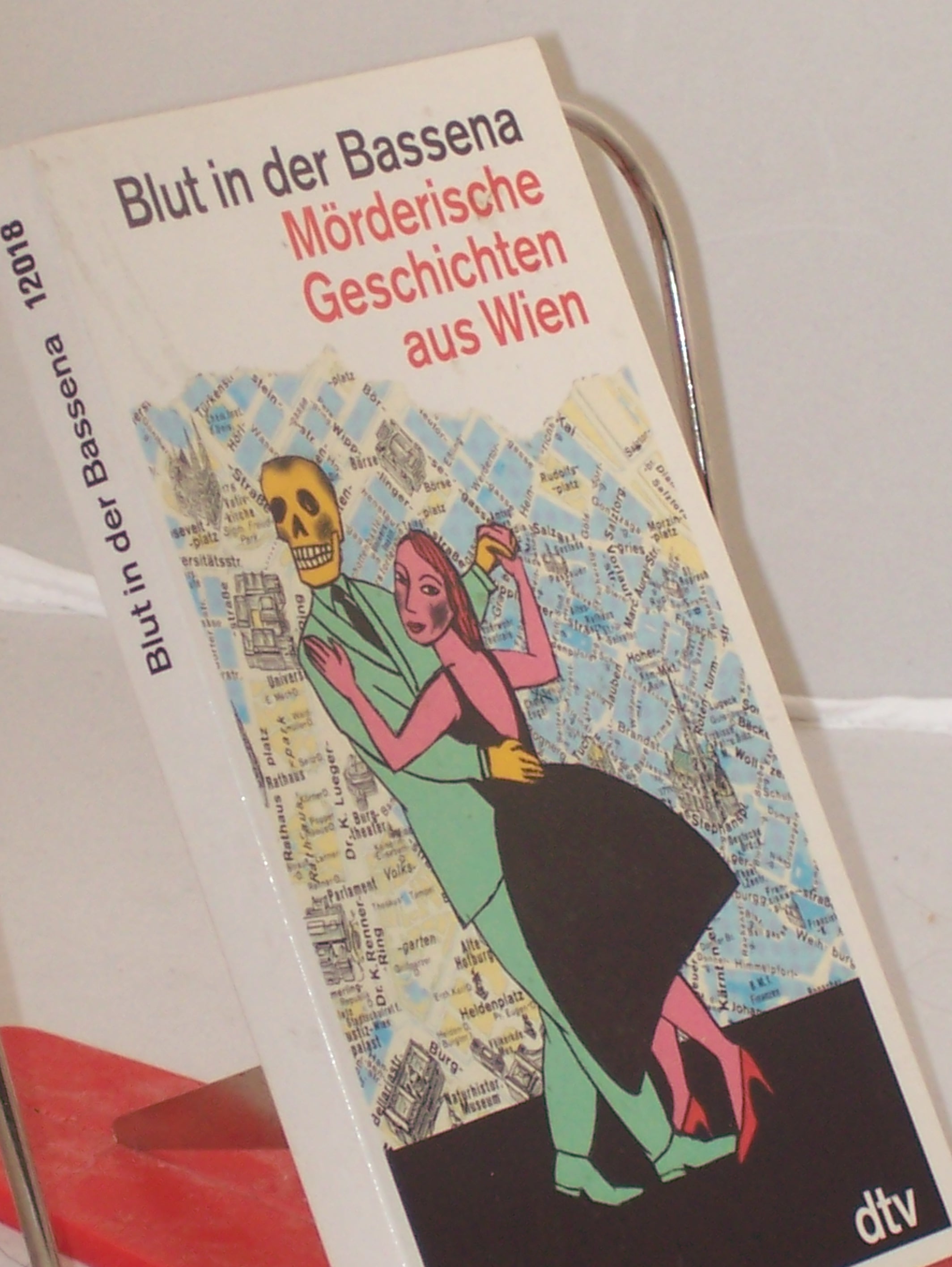 Artikelbild 1 des Artikels “Blut in der Bassena : mörderische Geschichten aus Wien / hrsg. von
Michael Horvath “