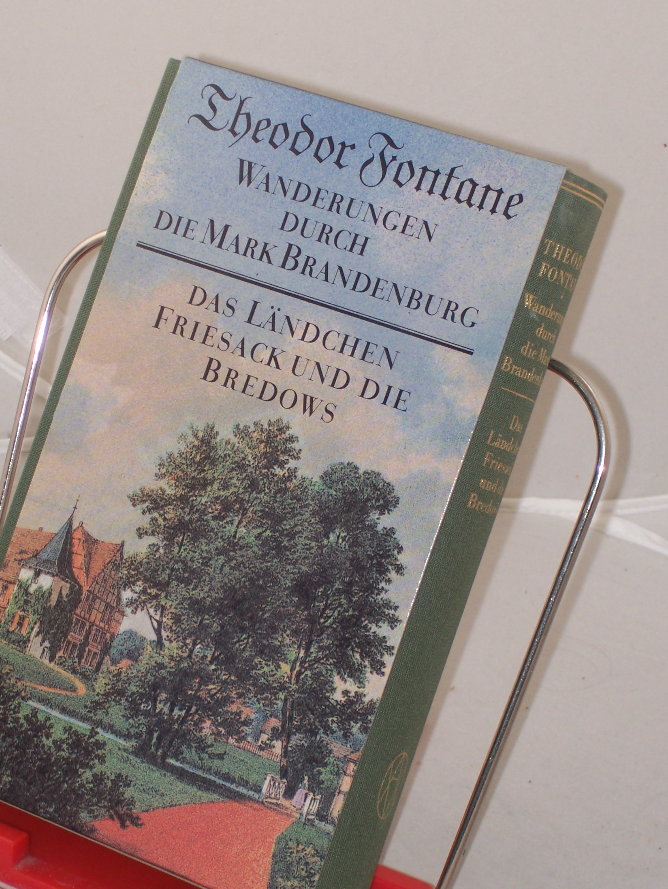 Artikelbild 1 des Artikels “Band. 7. Unbekannte und vergessene Geschichten aus der Mark Brandenburg. - 2. Das Ländchen Friesack und die Bredows / hrsg. von Gotthard Erler. Unter Mitarb. von Therese Erler Fontane, Theodor: Wanderungen durch die Mark Brandenburg. “
