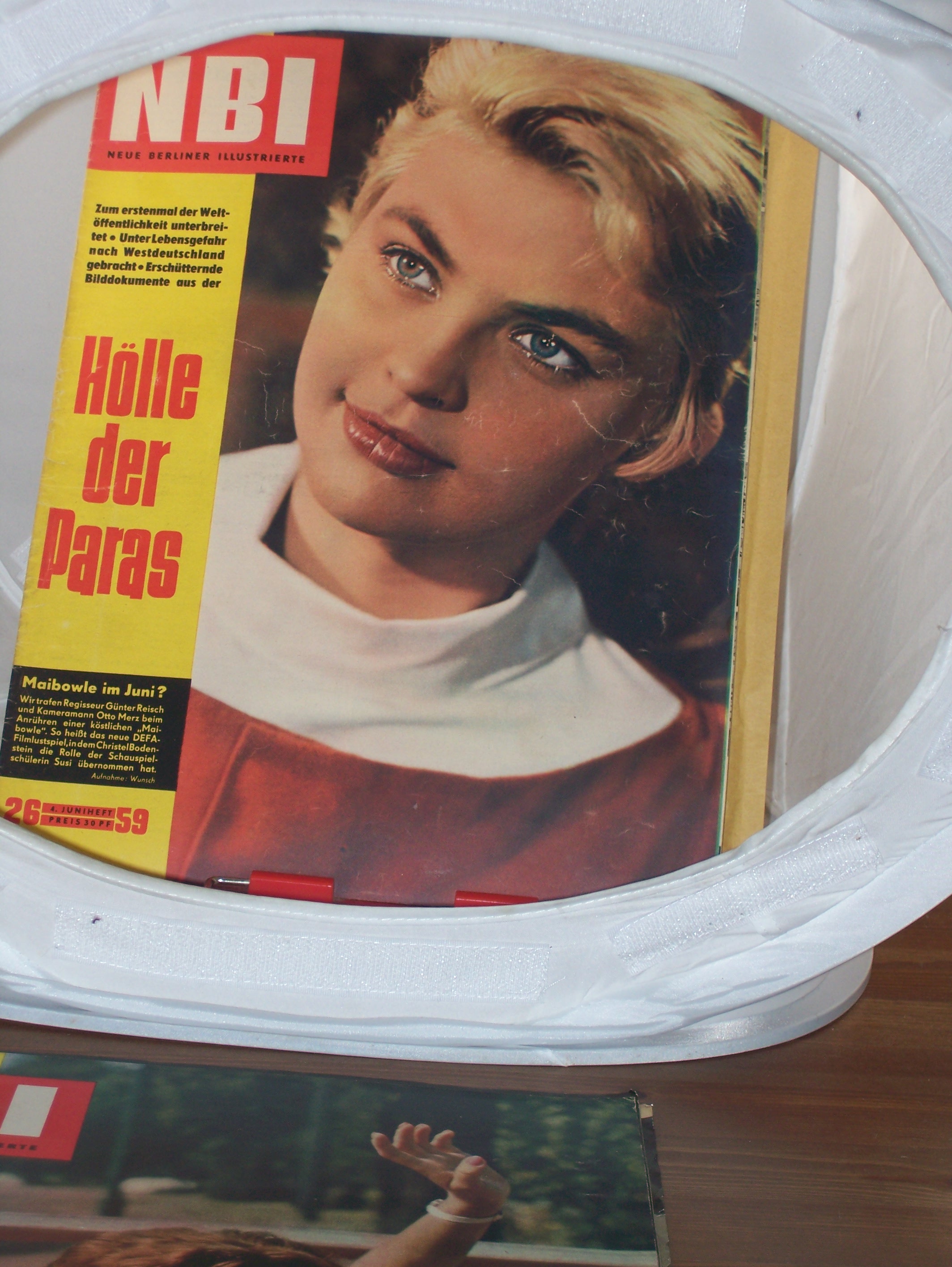 Artikelbild 1 des Artikels “Nr. 26/1959 Maibowle im Juni? Christel Bodenstein hat... “