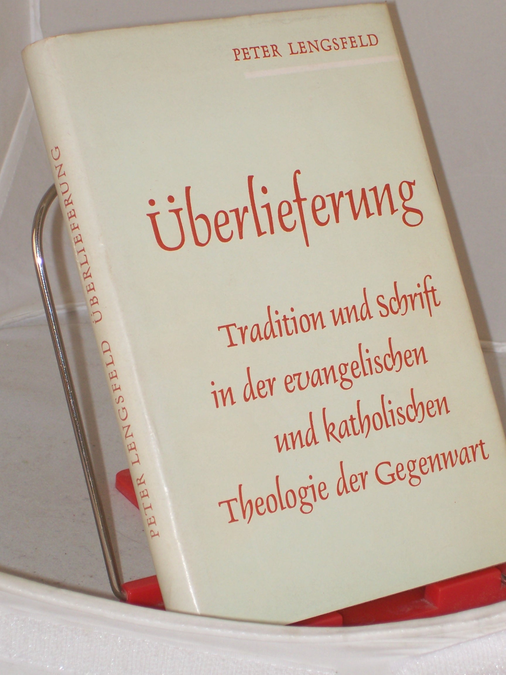 Artikelbild 1 des Artikels “Überlieferung : Tradition u. Schrift in d. evang. u. kath. Theologie
d. Gegenwart / Peter Lengsfeld. Hrsg. v. Werner Becker “