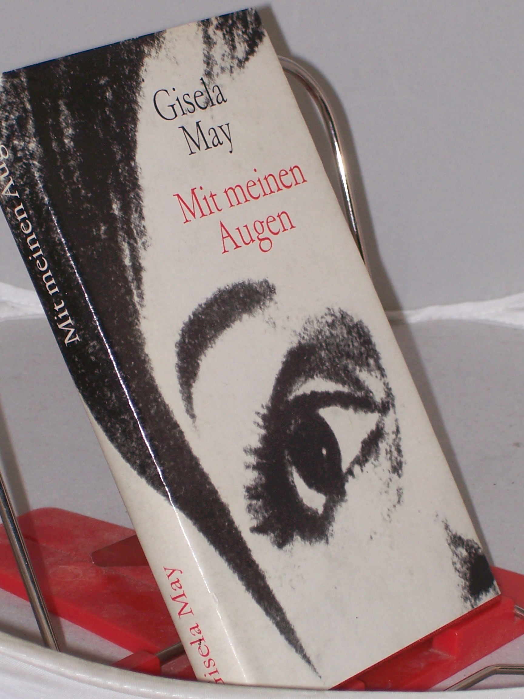 Artikelbild 1 des Artikels “Mit meinen Augen : Begegnungen u. Impressionen / Gisela May “