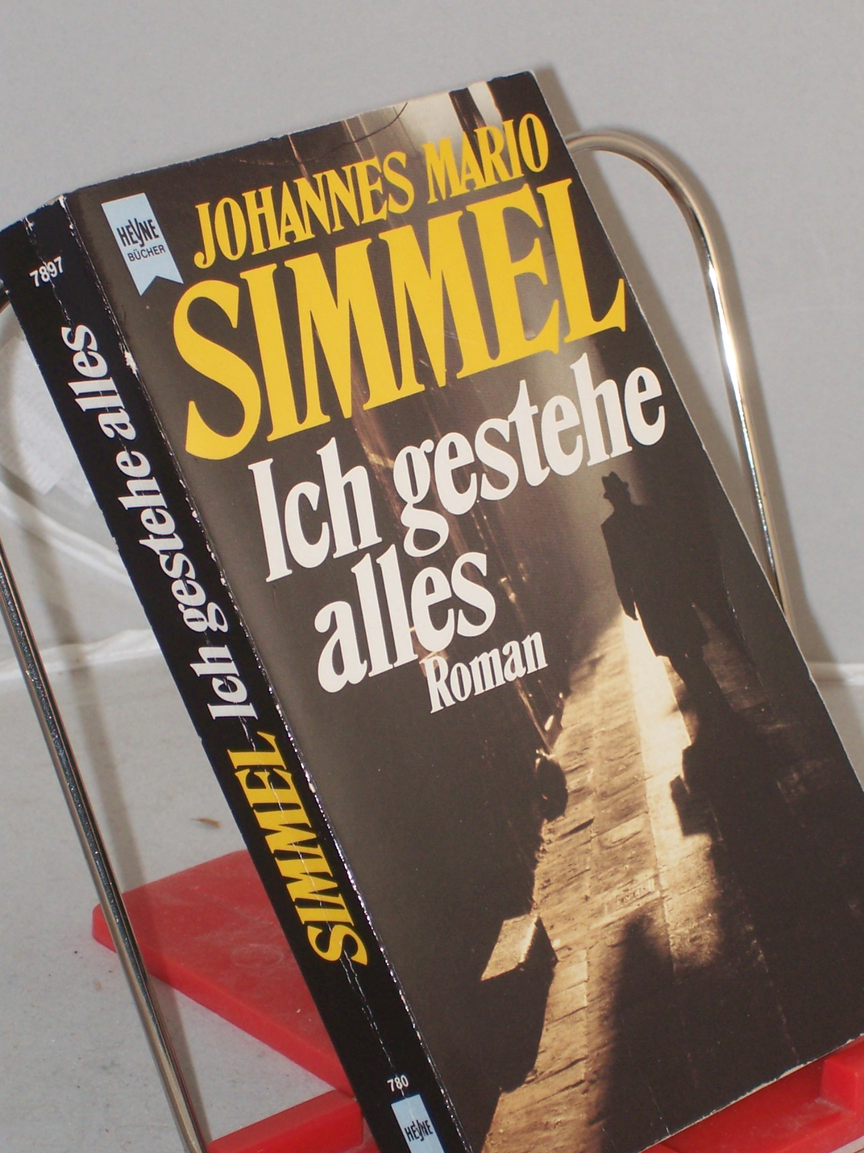 Artikelbild 1 des Artikels “Ich gestehe alles : Roman / Johannes Mario Simmel “