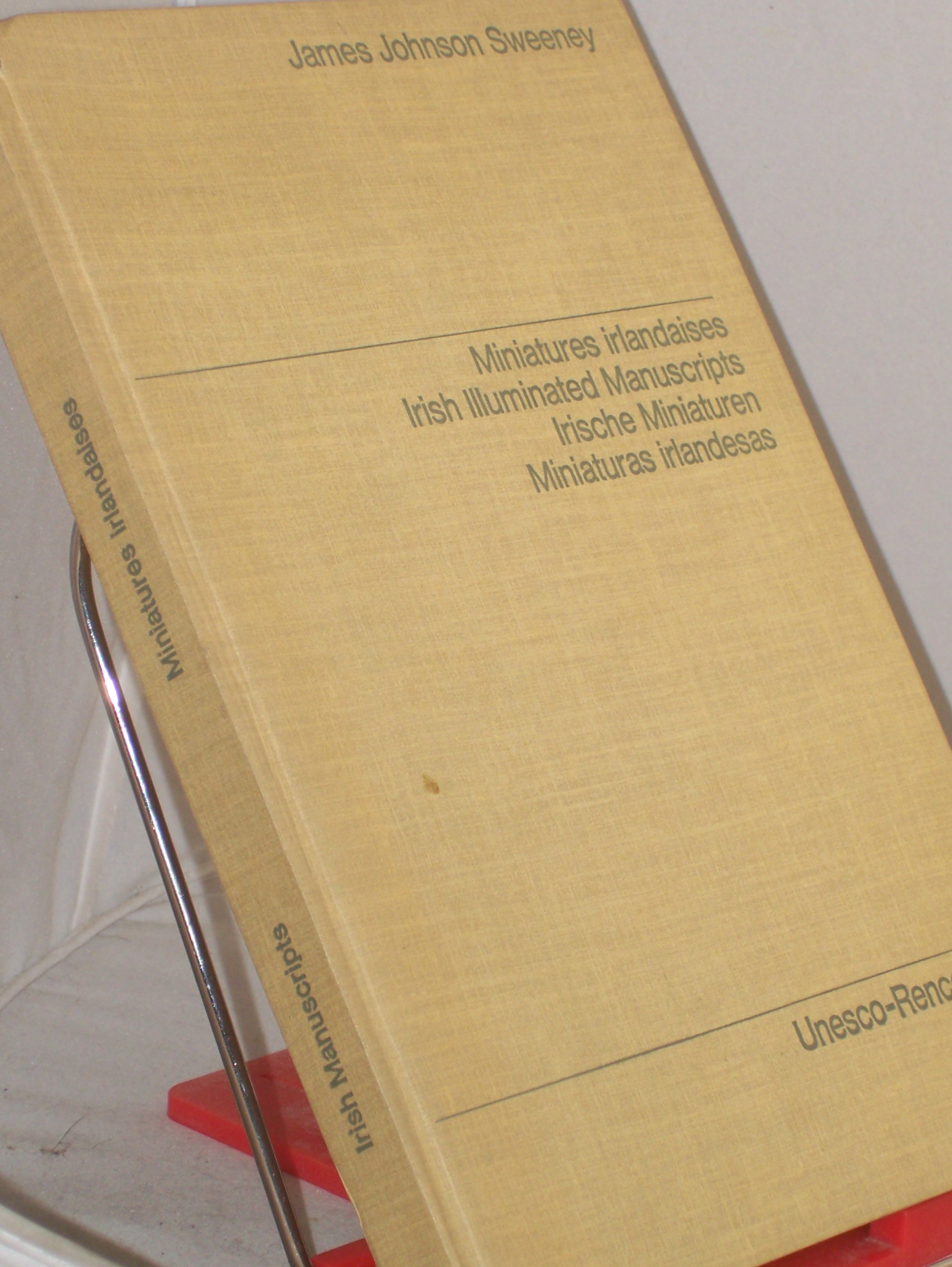 Artikelbild 1 des Artikels “Miniatures irlandaises / Irish Illuminated Manuscripts / Irische
Miniaturen / Miniaturas irlandesas [viersprachig]. “