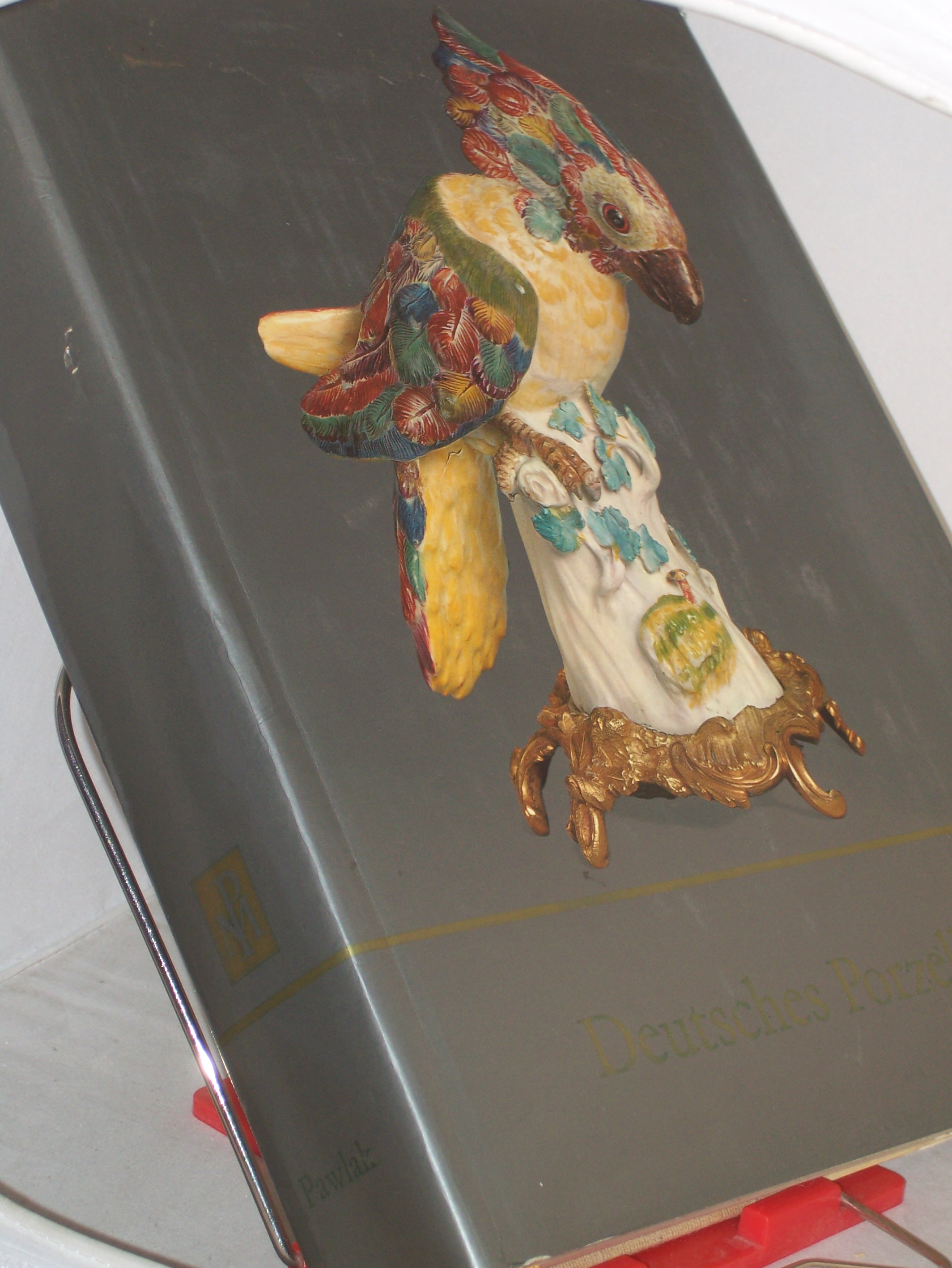 Artikelbild 1 des Artikels “Deutsches Porzellan und deutsche Fayencen mit Wien, Zürich, Nyon /
von Siegfried Ducret “