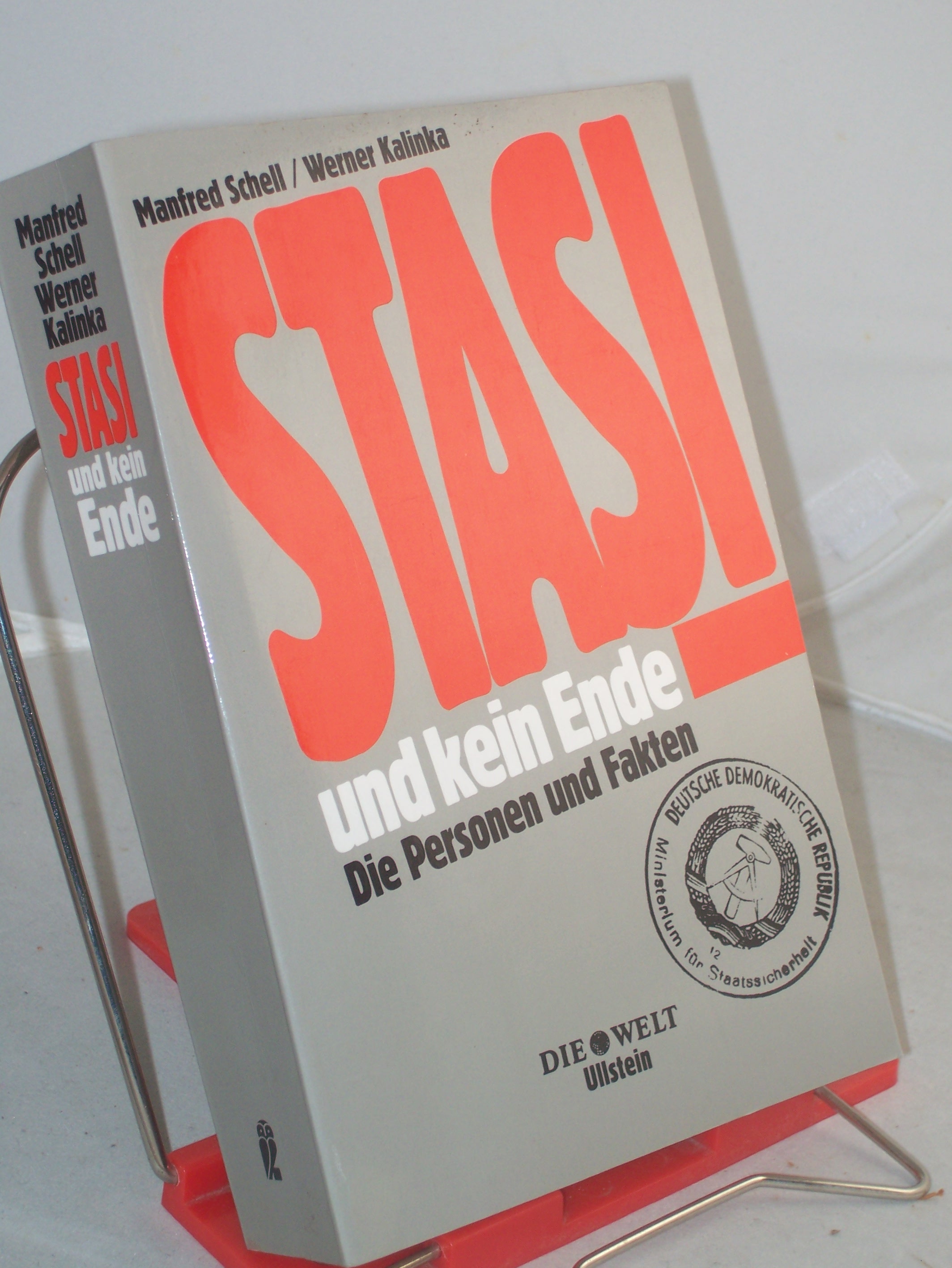 Artikelbild 1 des Artikels “Stasi und kein Ende : die Personen und Fakten / Manfred Schell ;
Werner Kalinka “