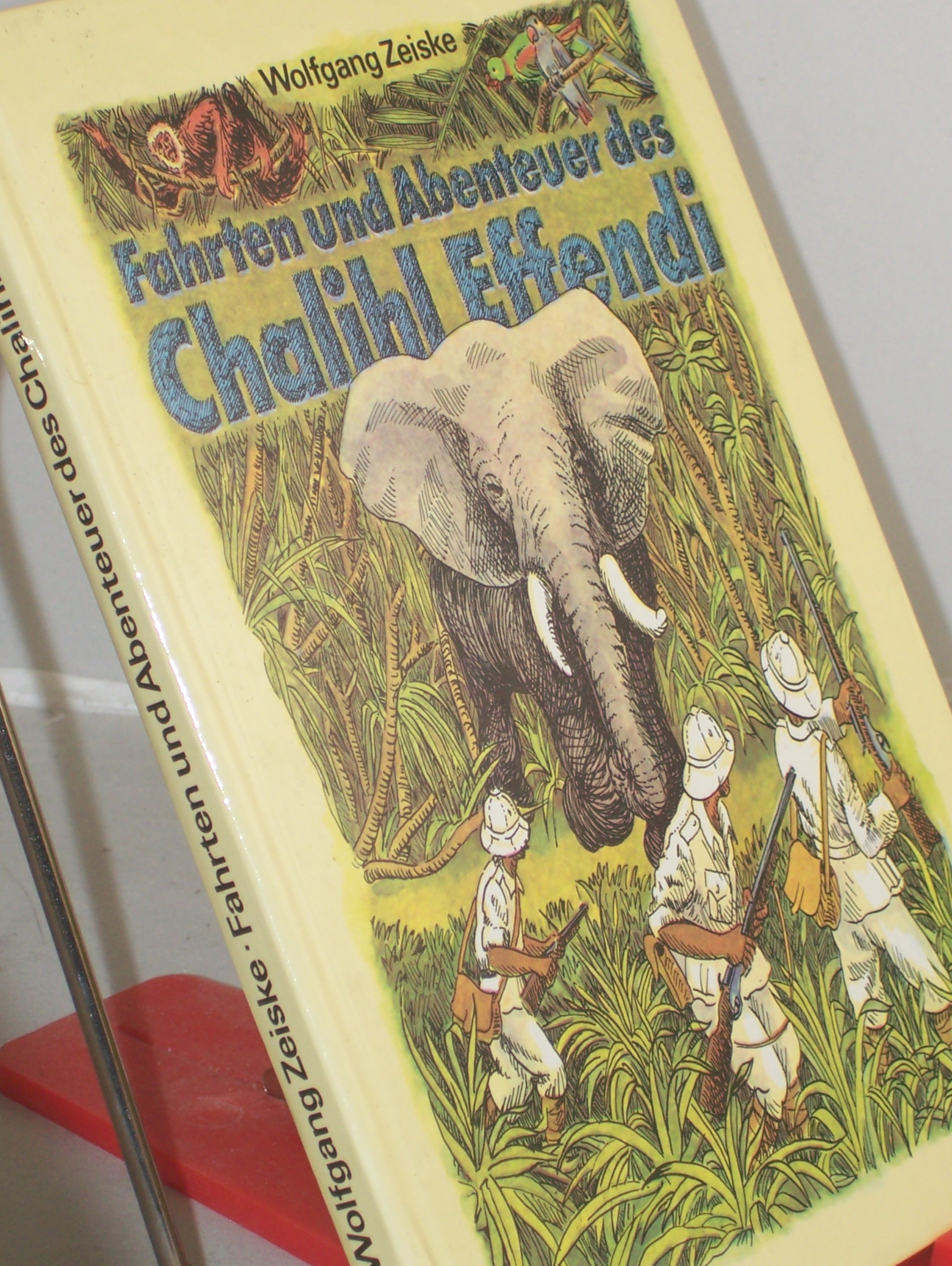 Artikelbild 1 des Artikels “Fahrten und Abenteuer des Chalihl Effendi : aus d. Leben von Alfred
Edmund Brehm / Wolfgang Zeiske. Illustrationen: Peter Uhde “