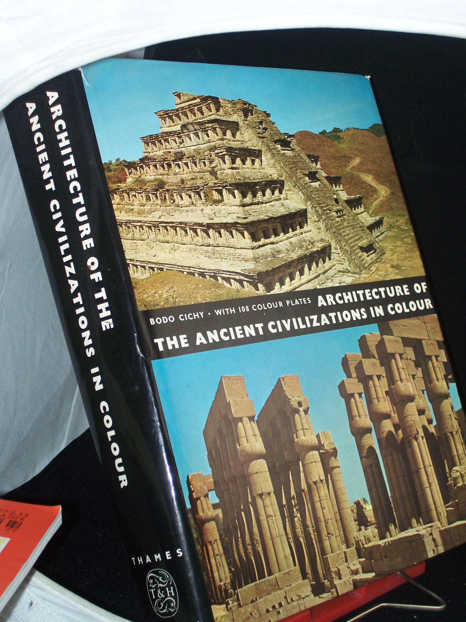 Artikelbild 1 des Artikels “ARCHITECTURE OF THE ANCIENT CIVILIZATIONS IN COLOUR “
