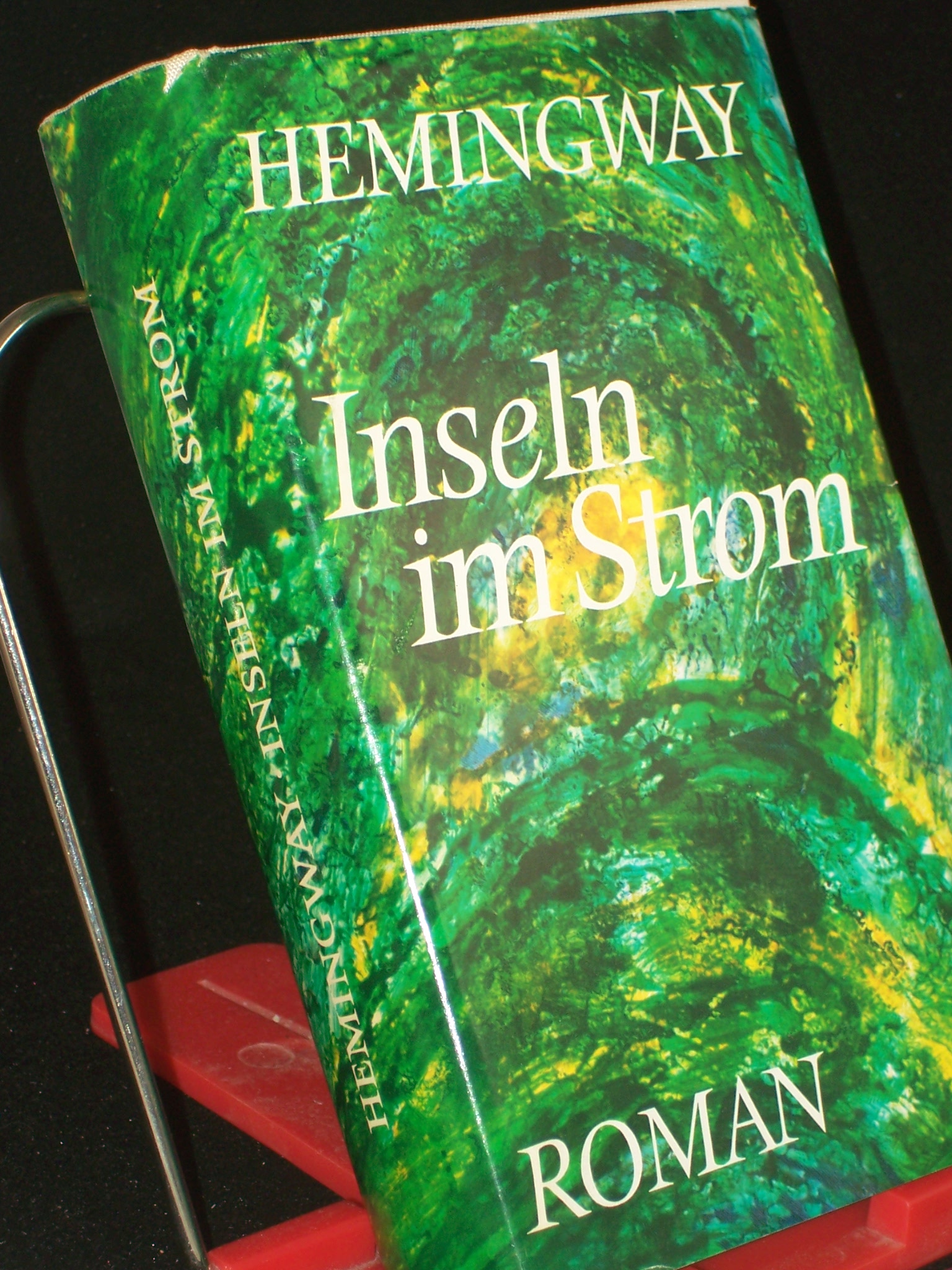 Artikelbild 1 des Artikels “Inseln im Strom : Roman / Ernest Hemingway. Dt. von Elisabeth Plessen
u. Ernst Schnabel “