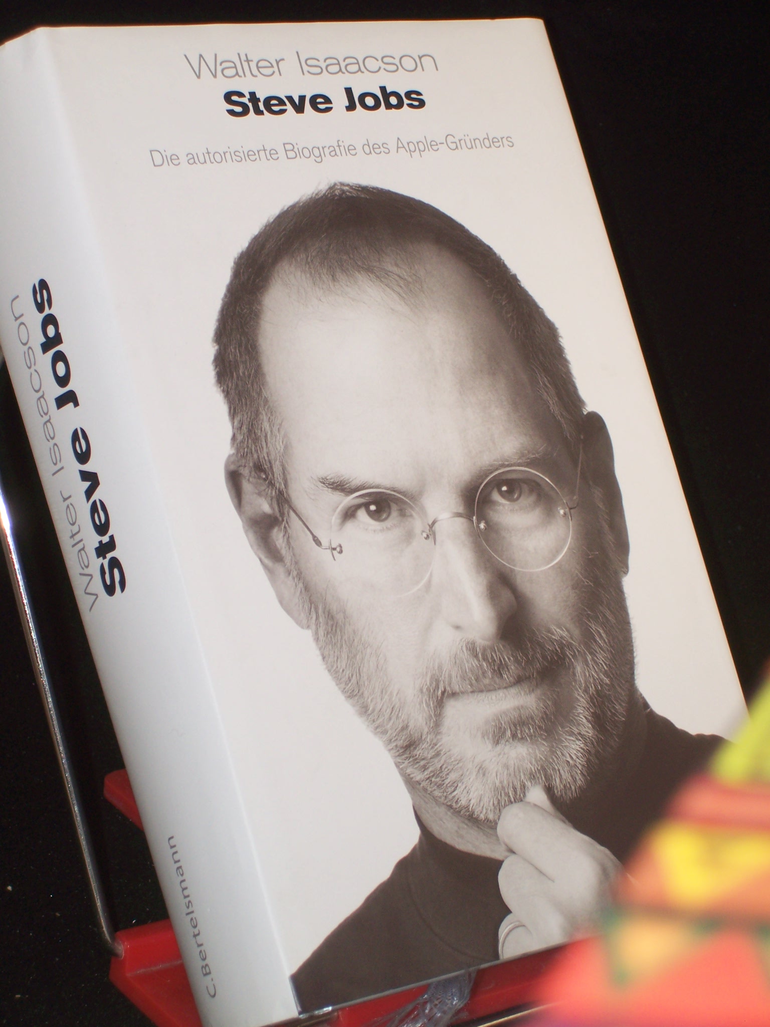 Artikelbild 1 des Artikels “Steve Jobs : die autorisierte Biografie des Apple-Gründers / Walter Isaacson. Aus dem Amerikan. übertr. von Antoinette Gittinger... “