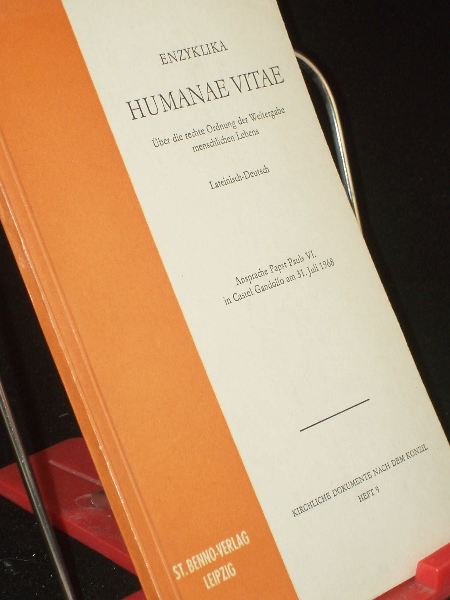 Artikelbild 1 des Artikels “Enzyklika über die rechte Ordnung der Weitergabe menschlichen Lebens
: Approbierte Übers. ; Ansprache Papst Pauls VI. in Castel Gandolfo
am 31. Juli 1968 “