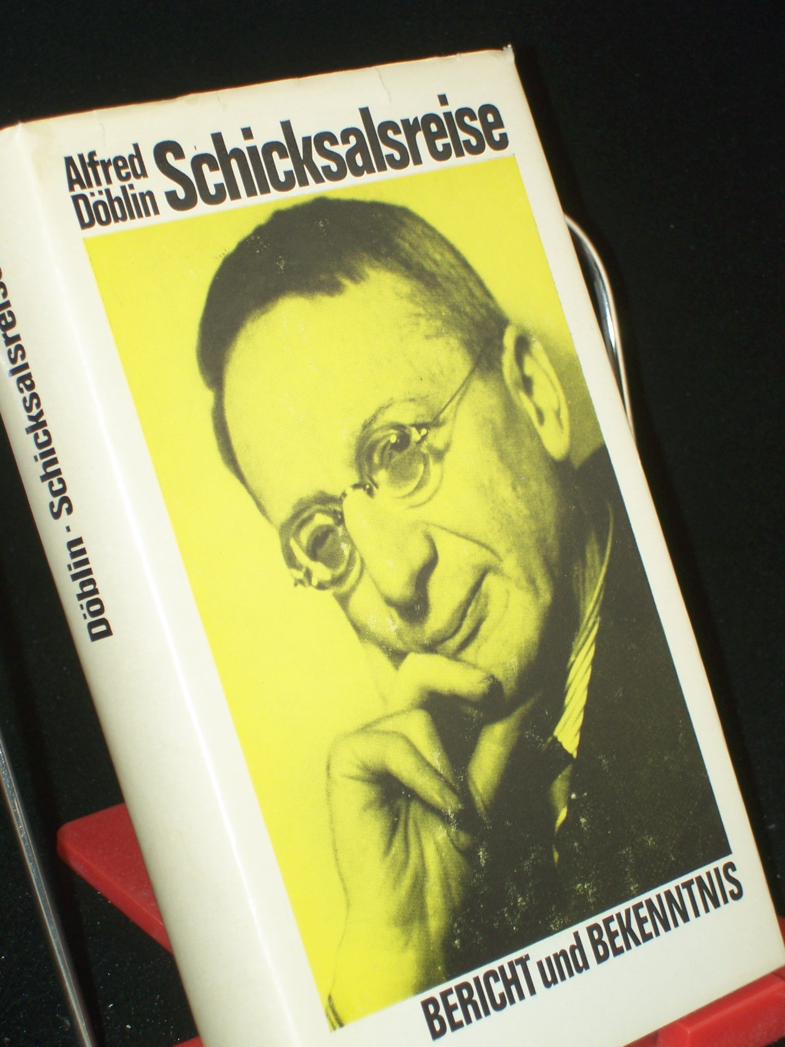 Artikelbild 1 des Artikels “Schicksalsreise : Bericht u. Bekenntnis ; bearb. u. gekürzt / Alfred Döblin “