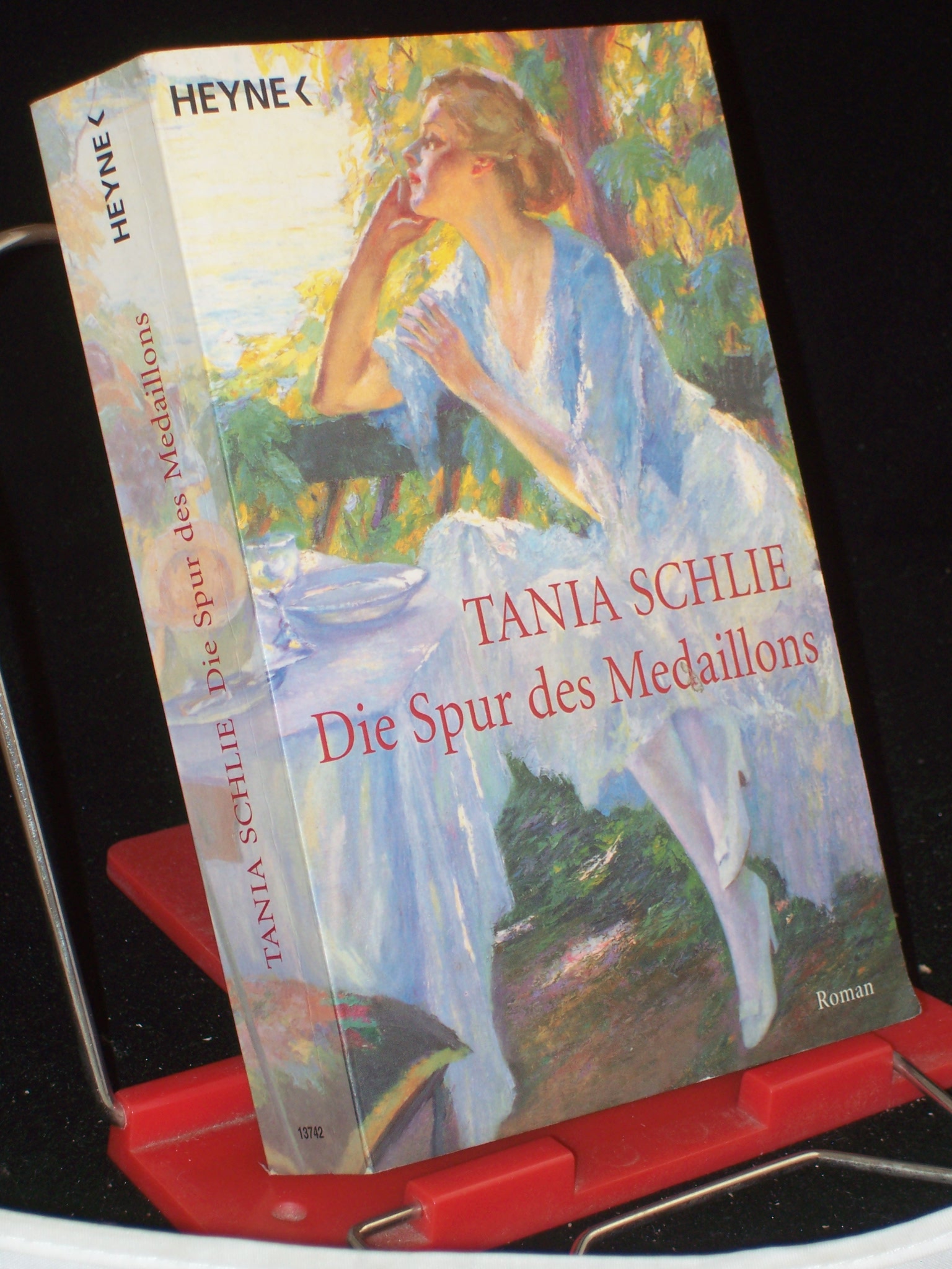 Artikelbild 1 des Artikels “Die Spur des Medaillons : Roman / Tania Schlie “