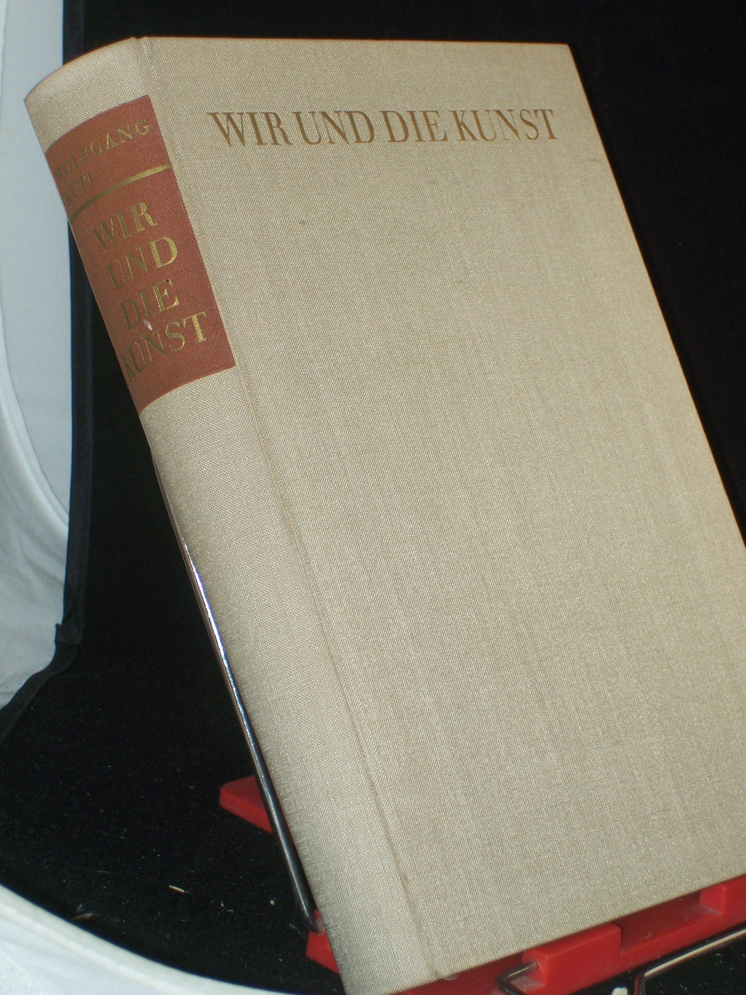 Artikelbild 1 des Artikels “Wir und die Kunst : Eine Einf. in Kunstbetrachtung u. Kunstgeschichte
/ Wolfgang Hütt “