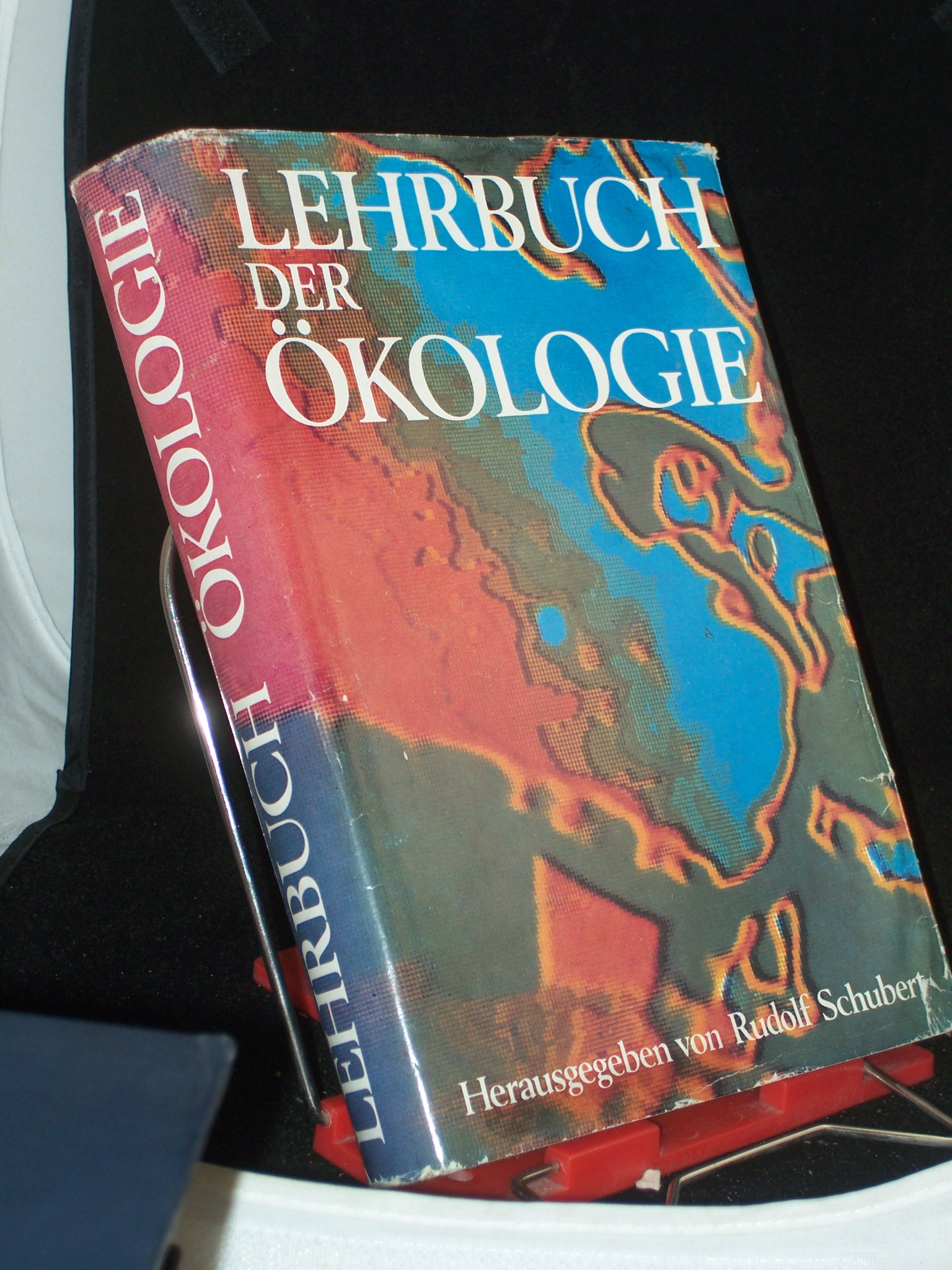 Artikelbild 1 des Artikels “Lehrbuch der Ökologie / hrsg. von Rudolf Schubert unter Mitarb. von 29 Fachwissenschaftlern “