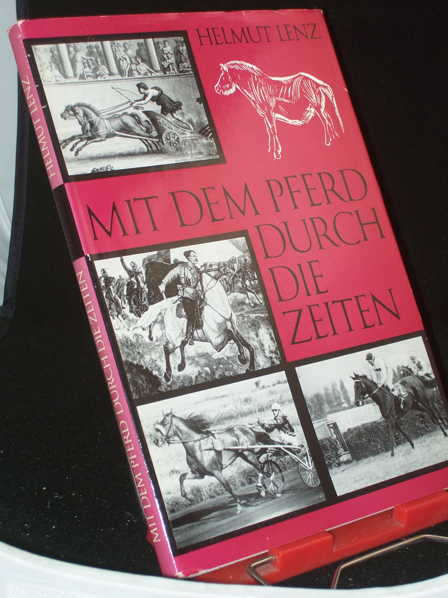 Artikelbild 1 des Artikels “Mit dem Pferd durch die Zeiten : aus d. Geschichte d. Pferdes in d. Natur u. über einige sozialökonomische Probleme von Pferdezucht u. Pferdesport / Helmut Lenz “