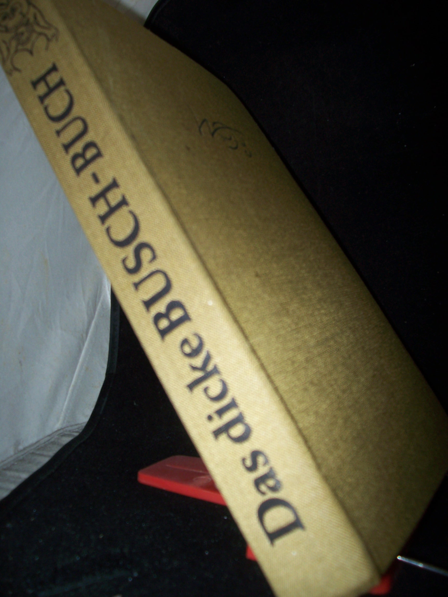 Artikelbild 1 des Artikels “Das dicke Busch-Buch / hrsg. von Wolfgang Teichmann “