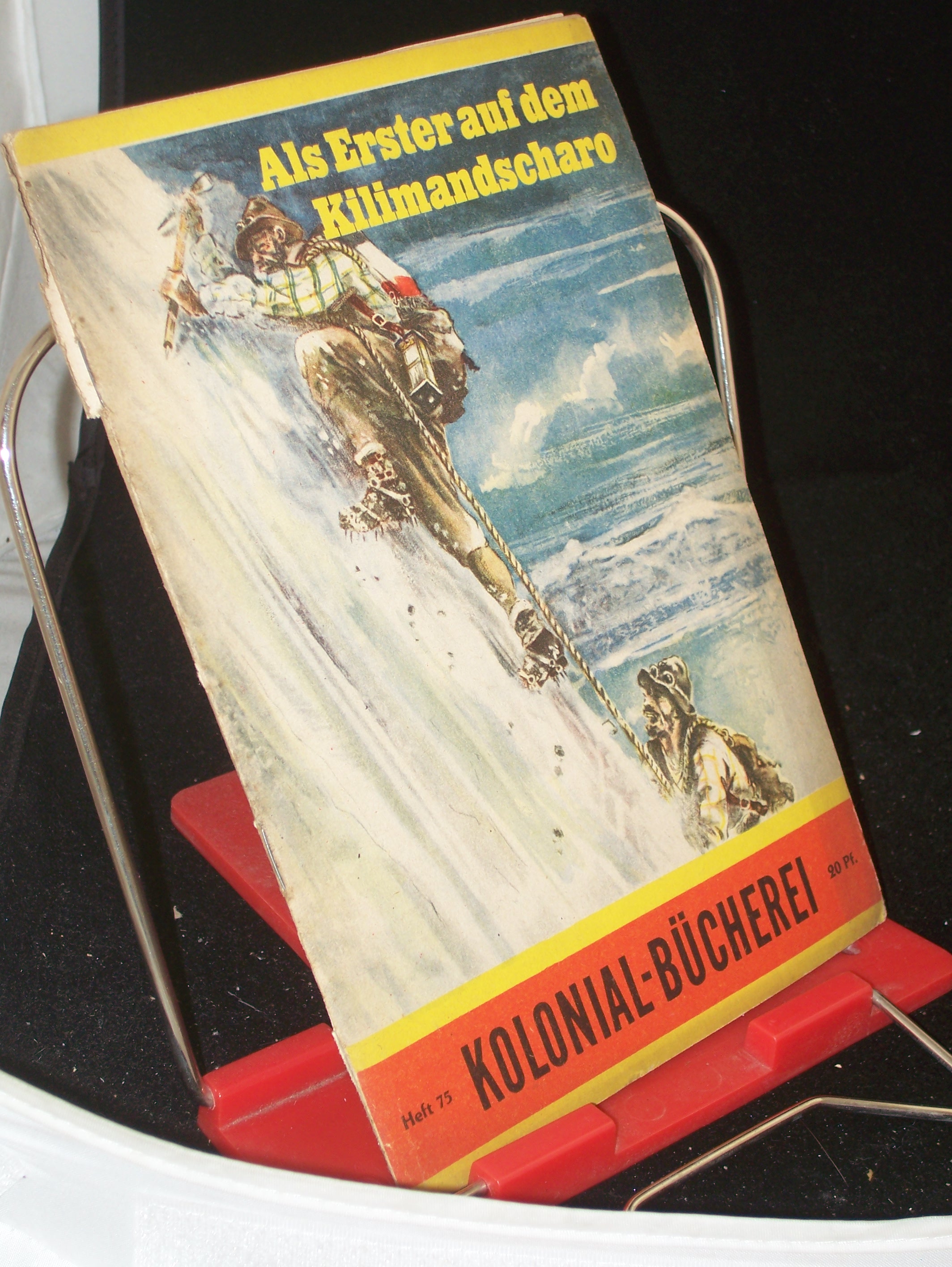 Artikelbild 1 des Artikels “Als Erster auf dem Kilimandscharo : Die Erstbesteigung d.
Kilimandscharo durch Dr. Hans Meyer u. Ludwig Purtscheller im Jahre
1889 ; Nach Aufzeichngn Dr. Hans Meyers / erz. Ulrich Hansen.
Zeichngn: Alexander Pietà “
