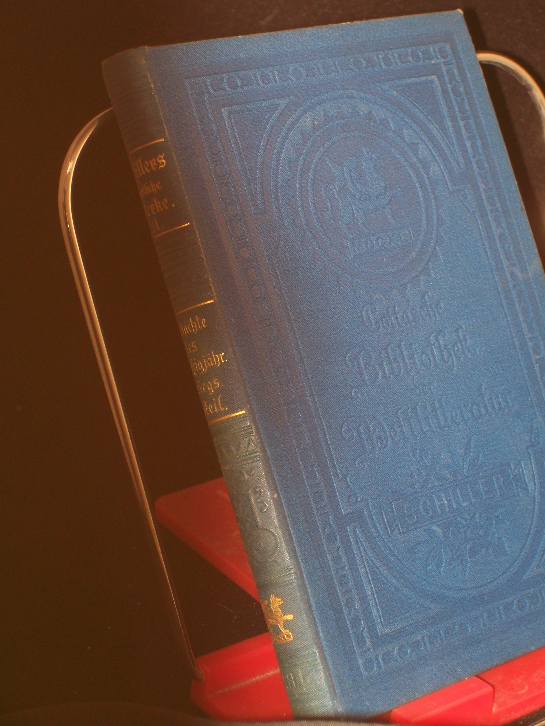 Artikelbild 1 des Artikels “Schillers sämtliche Werke in fünfzehn Bänden Hier Band 11
Geschichte des Dreißigjährigen Kriegs. Zweiter Teil, 2. “