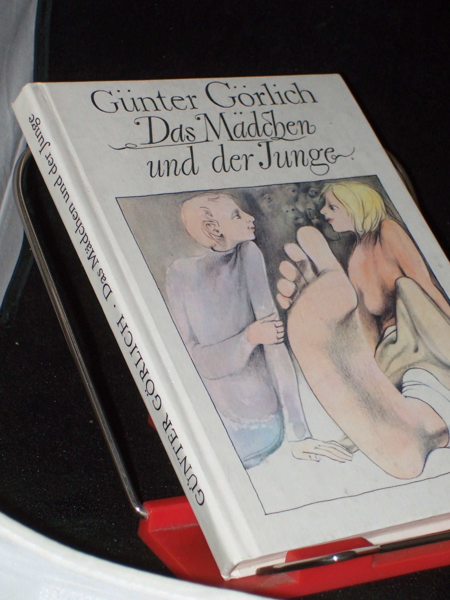 Artikelbild 1 des Artikels “Das Mädchen und der Junge / Günter Görlich. Ill. von Wolfgang Würfel “